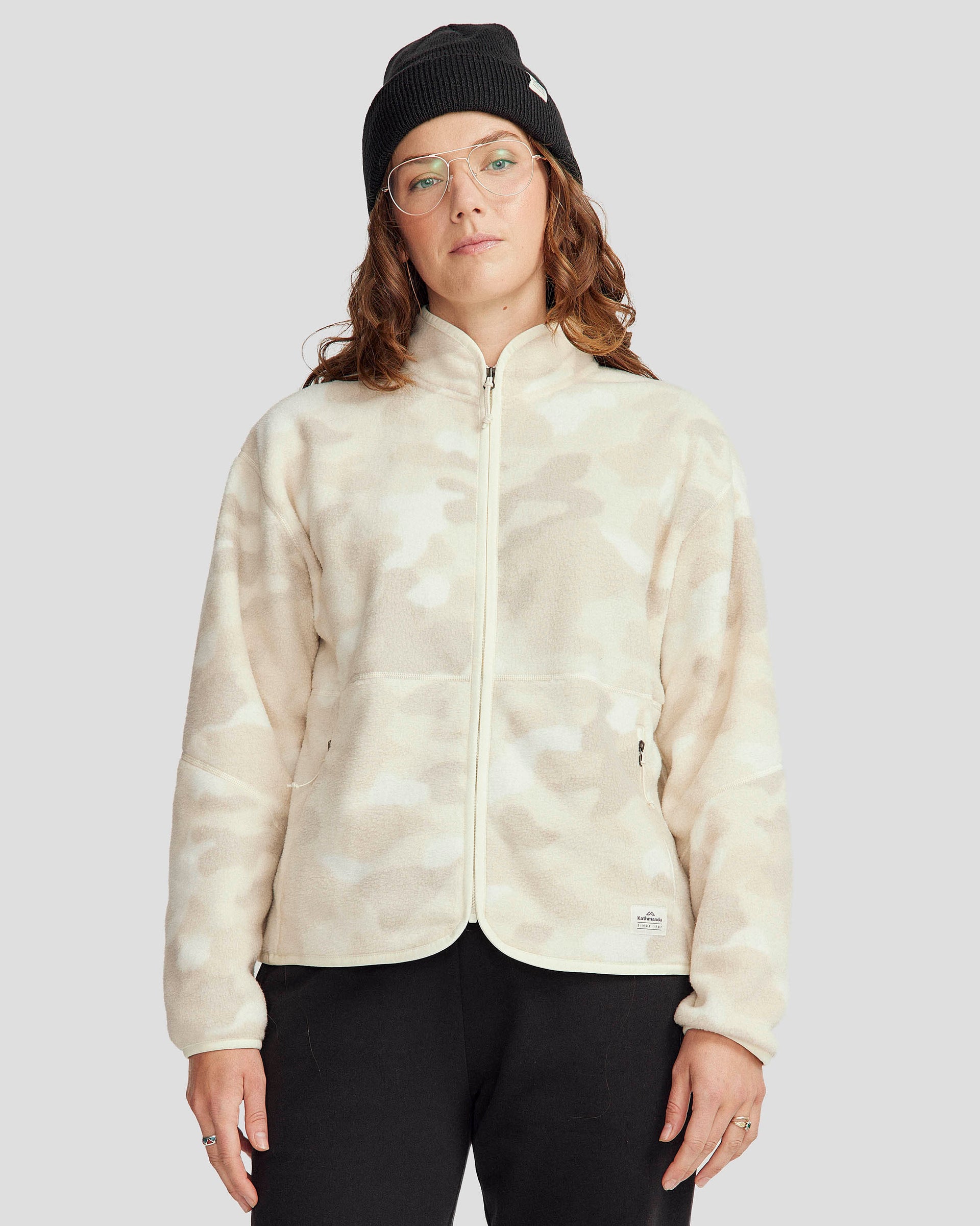 b0911_oqi_womens_trailhead_fleece_jacket_neutral_a_1743628998000