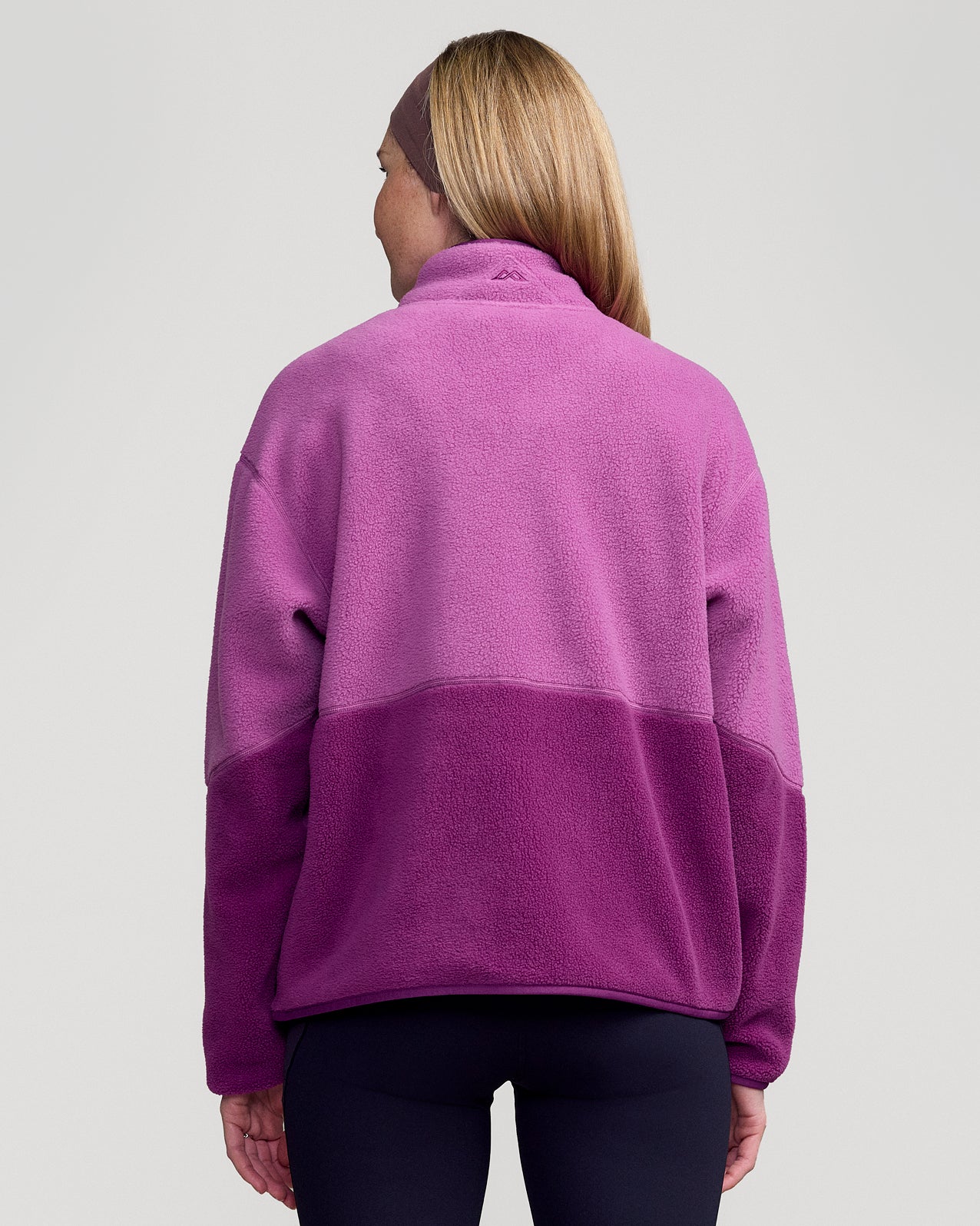 b0911_ot9_trailhead_fleece_womens_jacke_d_1754351670000