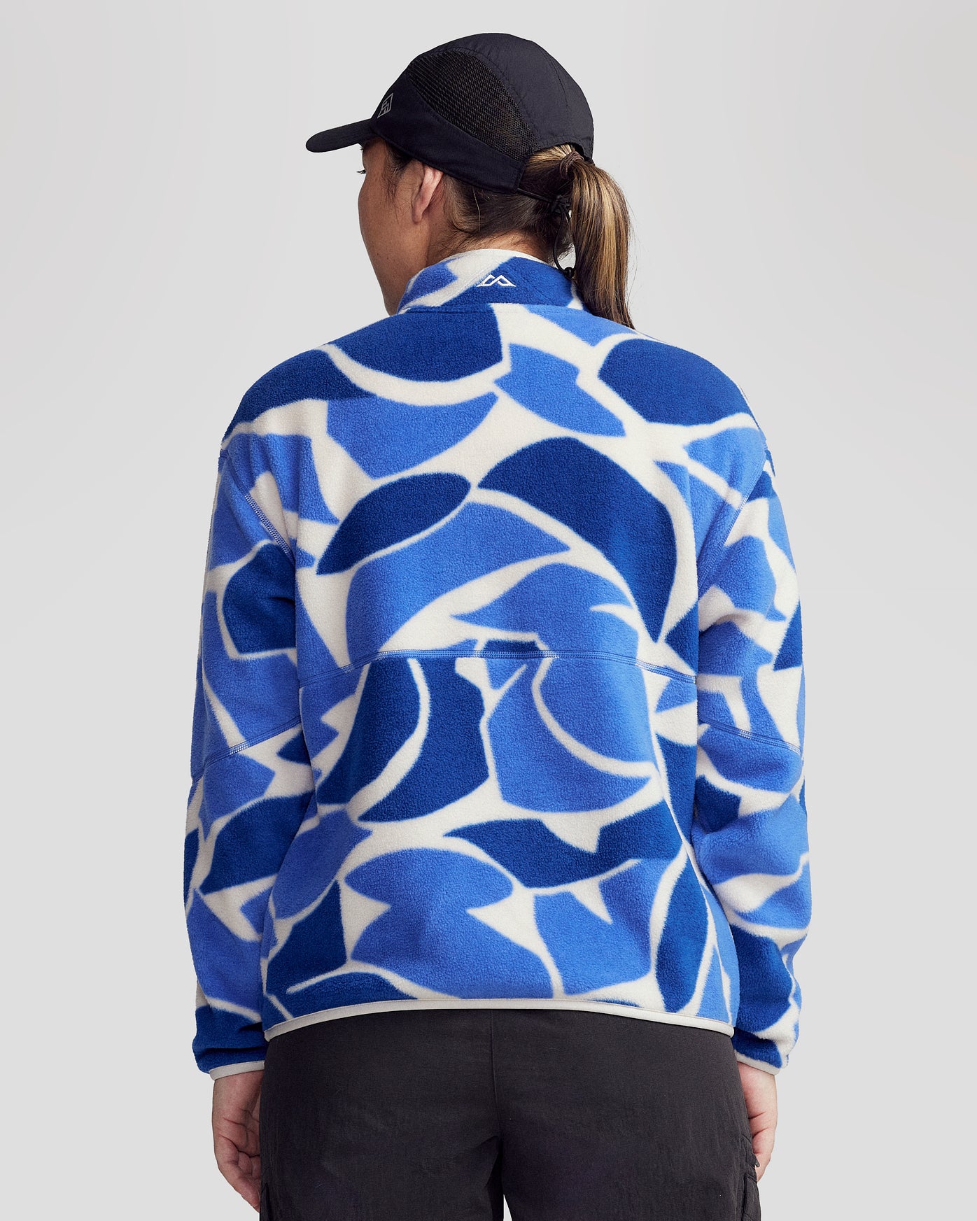 b0913_ou4_trailhead_fleece_womens_1_4_zip_pullover_blue_d_1754358305000