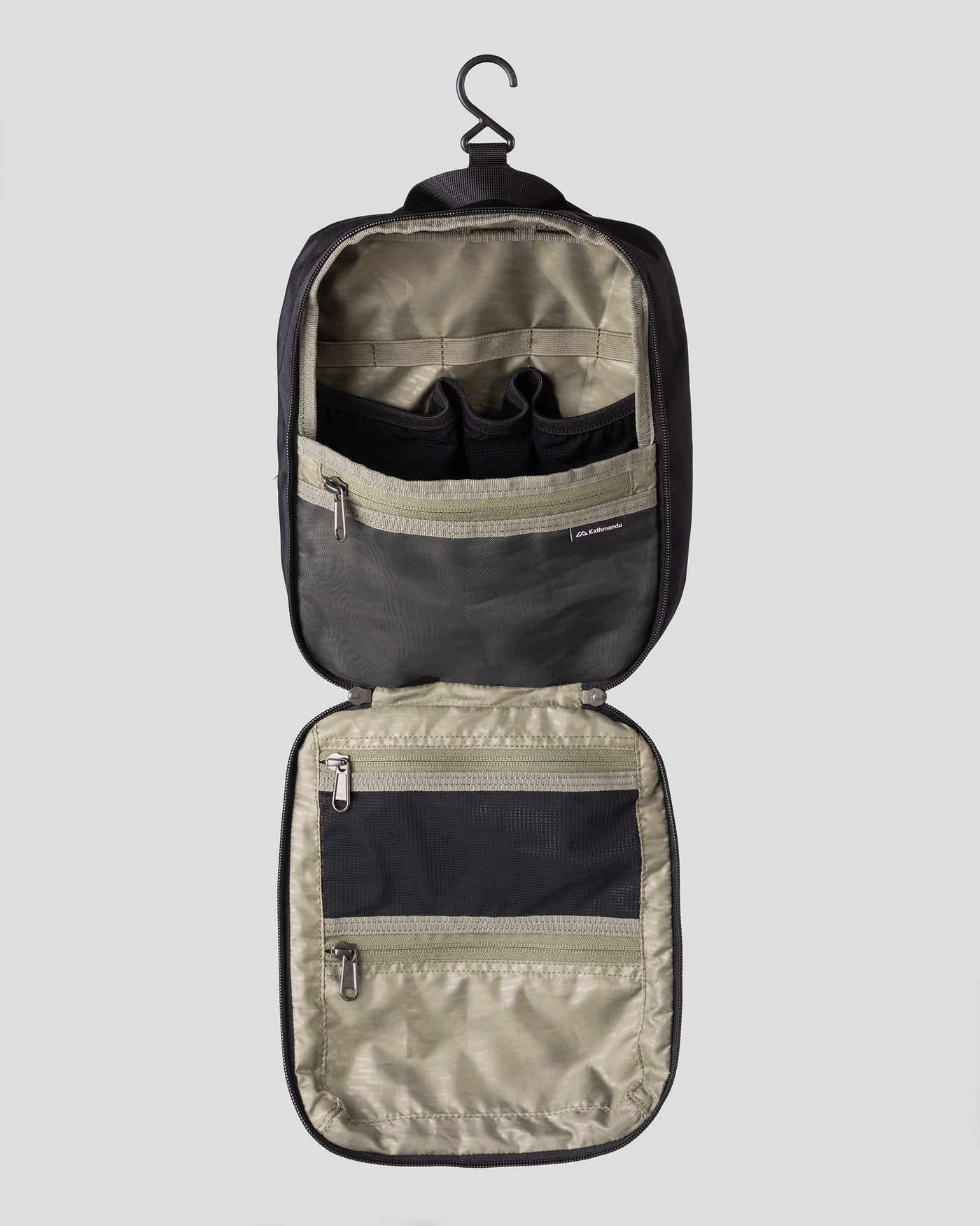 b0975_902_hanging_toiletry_kit_b_b_1743629198000