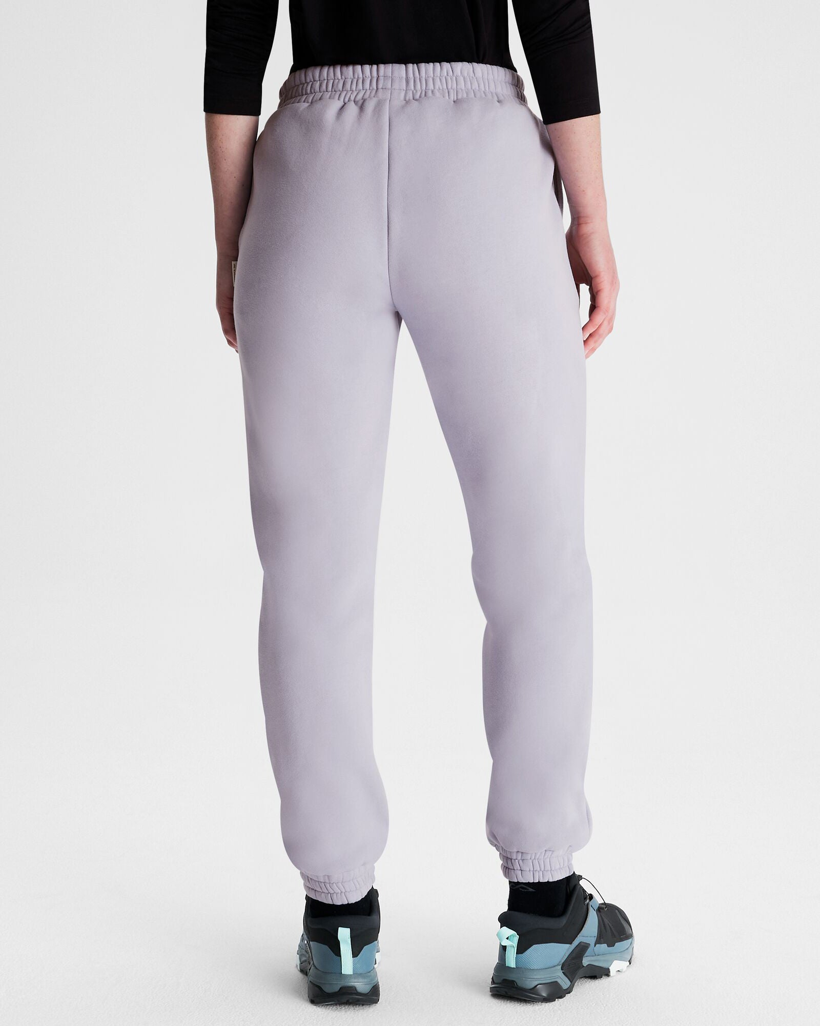 b0988_okq_logo_womens_heritage_bb_joggers__c_1744345990000