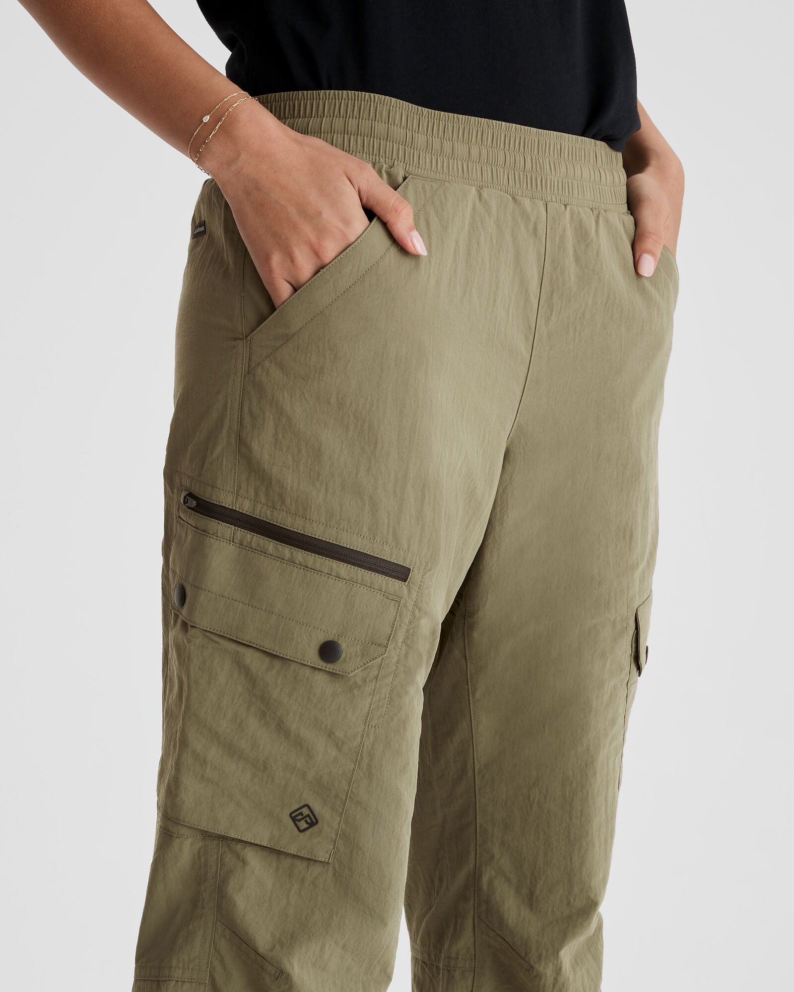 b0990_o4v_evry_day_womens_lined_cargo_pan_e_1743632446000