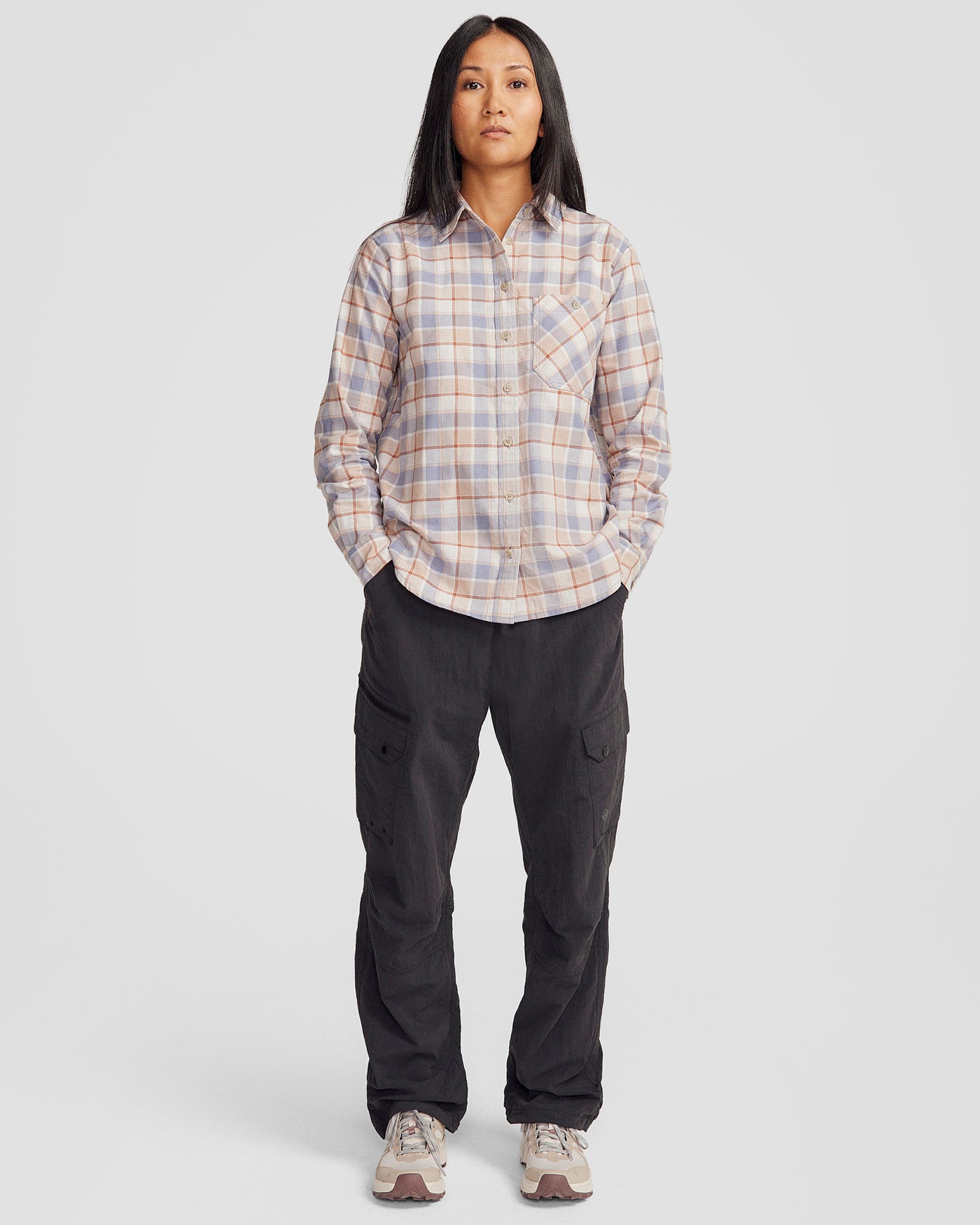b0996_oq3_fyfe_womens_long_sleeve_shirt_pink_blue_b_1743628720000