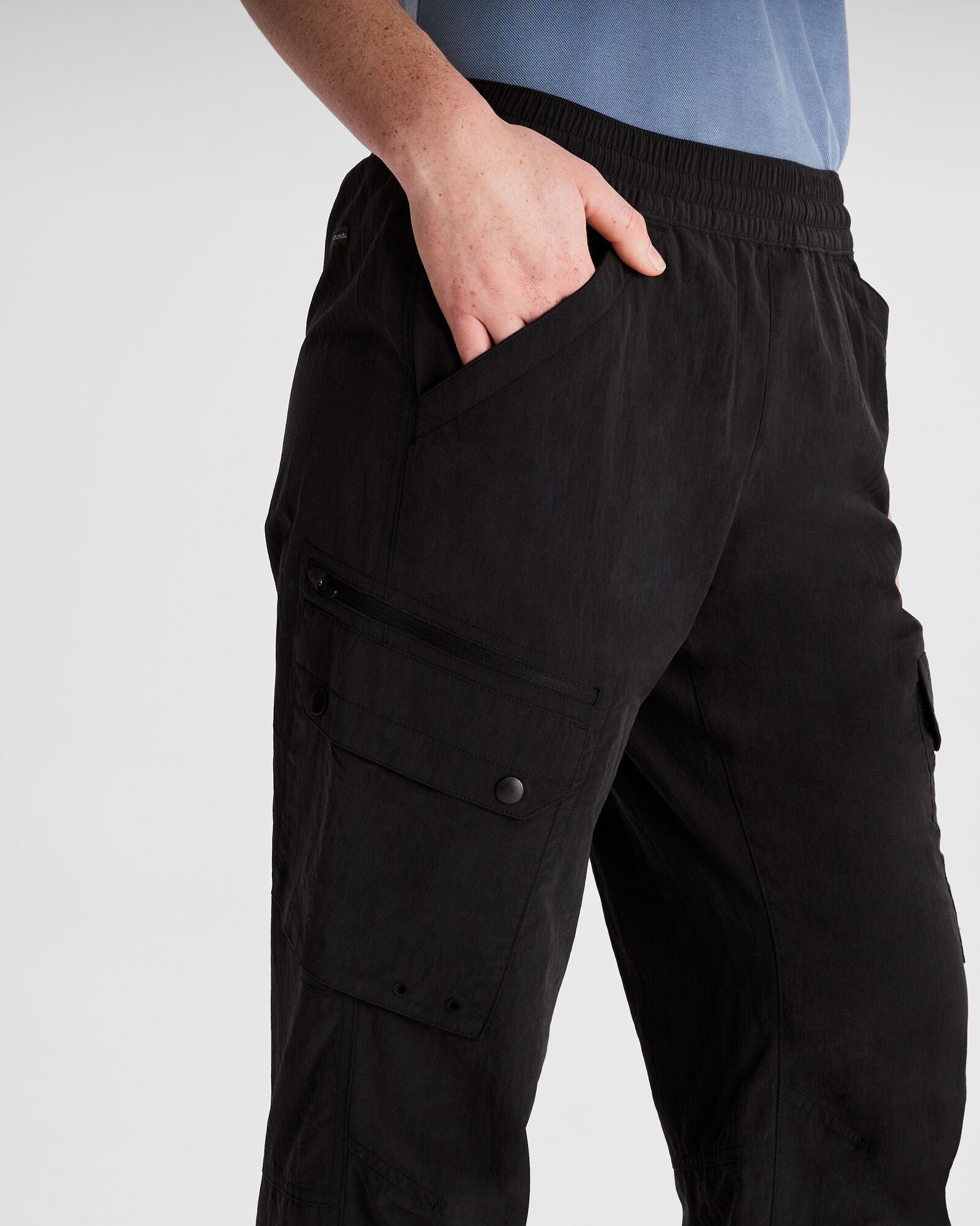 b1000_902_evry_day_womens_cargo_pants_d_1743632366000