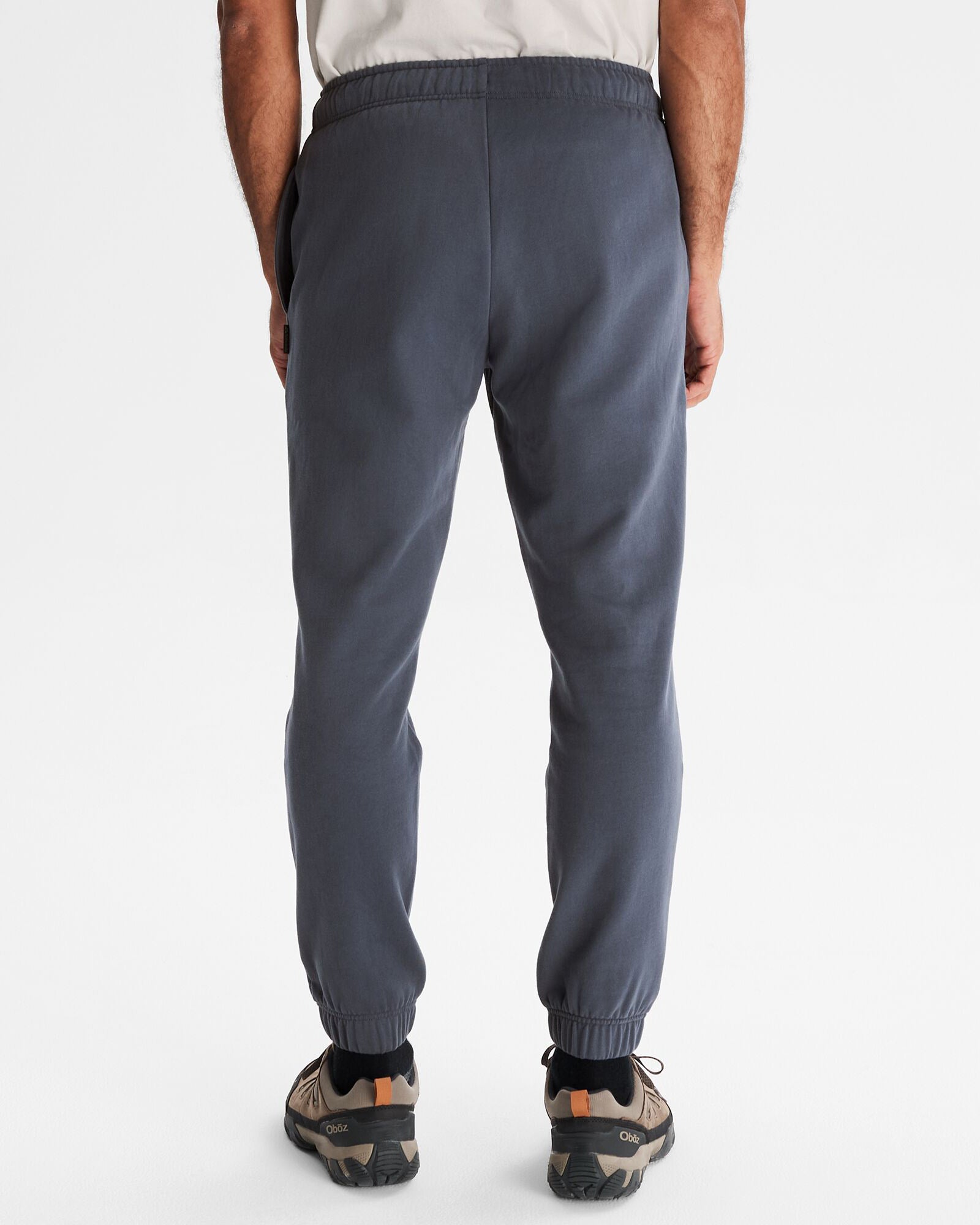 b1073_oji_heritage_logo_mens_slouchy_lt_bb_jogge_c_1743632157000