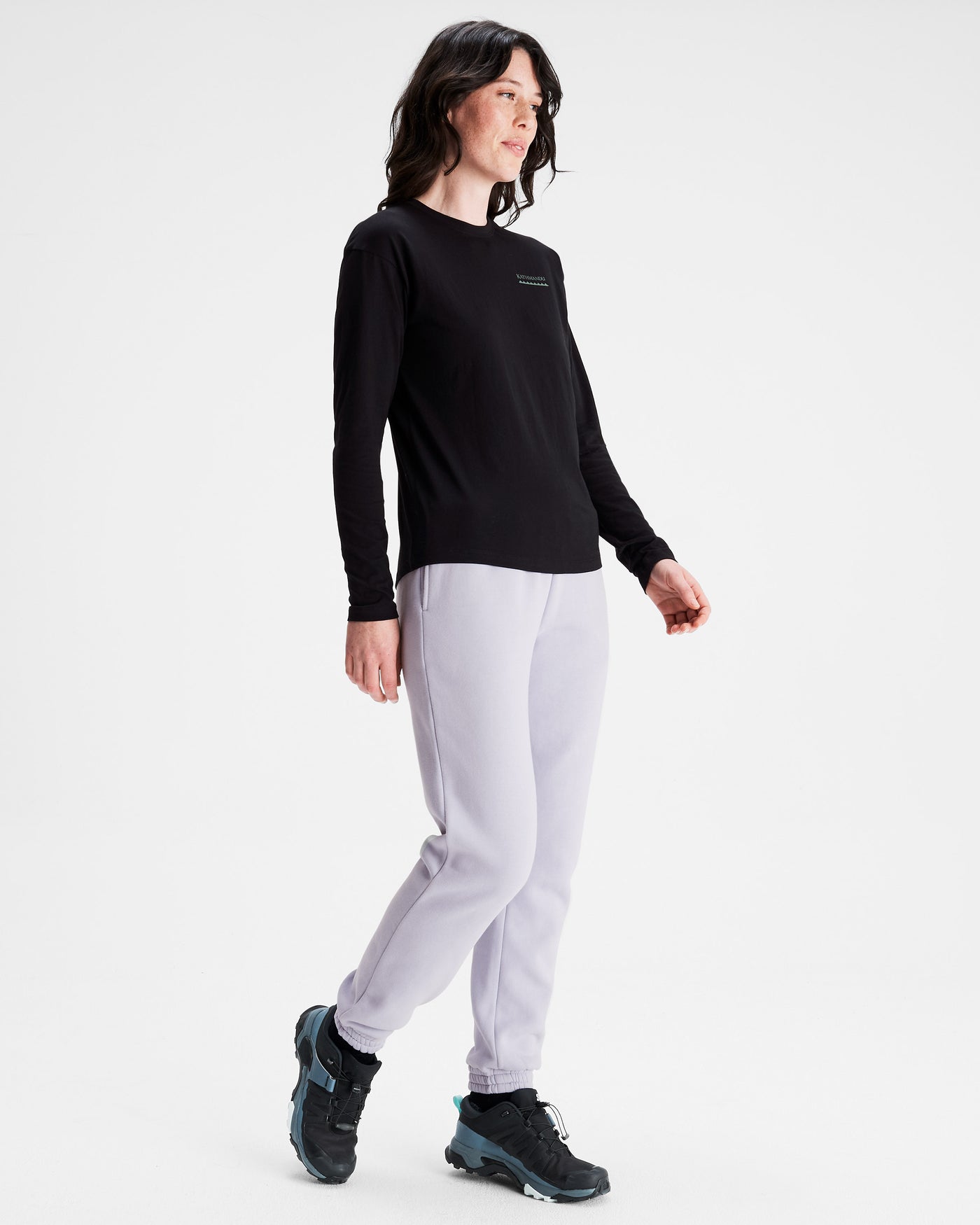 b1132_902_heritage_logo_womens_organic_cotton_long_sleeve_tee_b_1743731930000