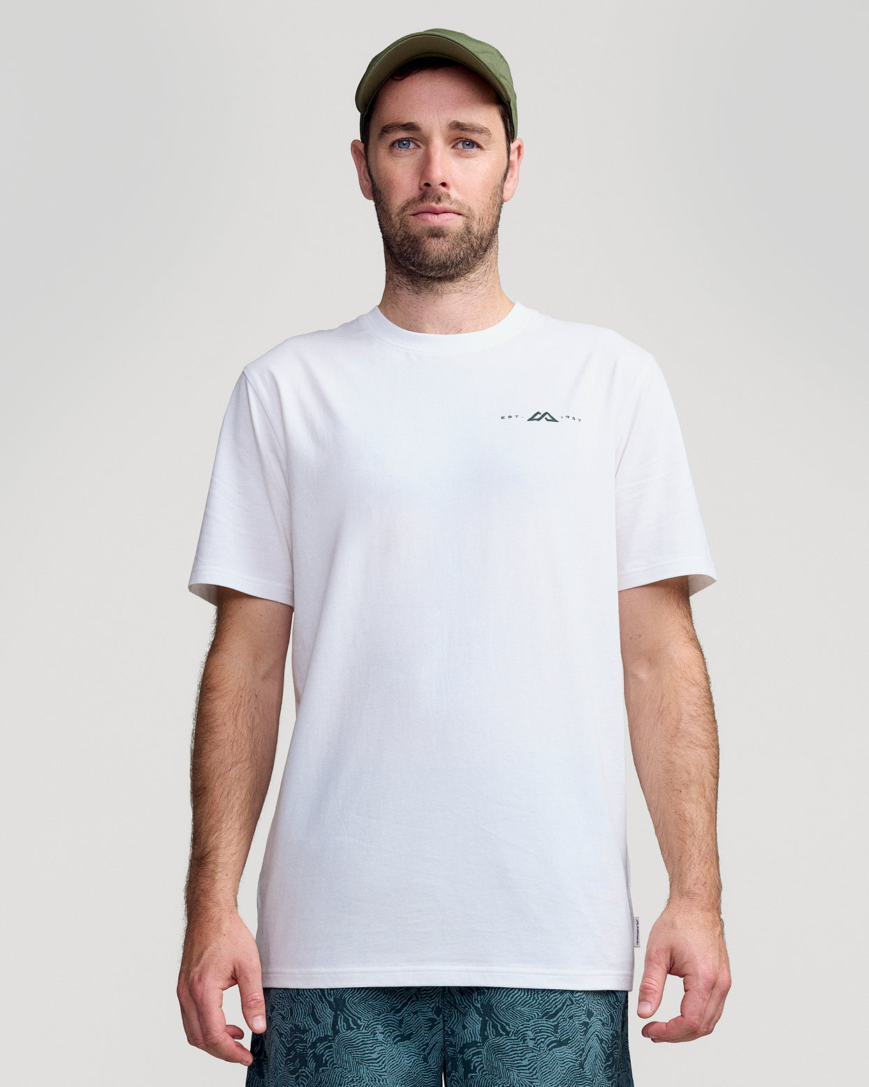 b1134_002_mountain_rays_mens_organic_cotton_short_sleeve_tee_a_1754351674000