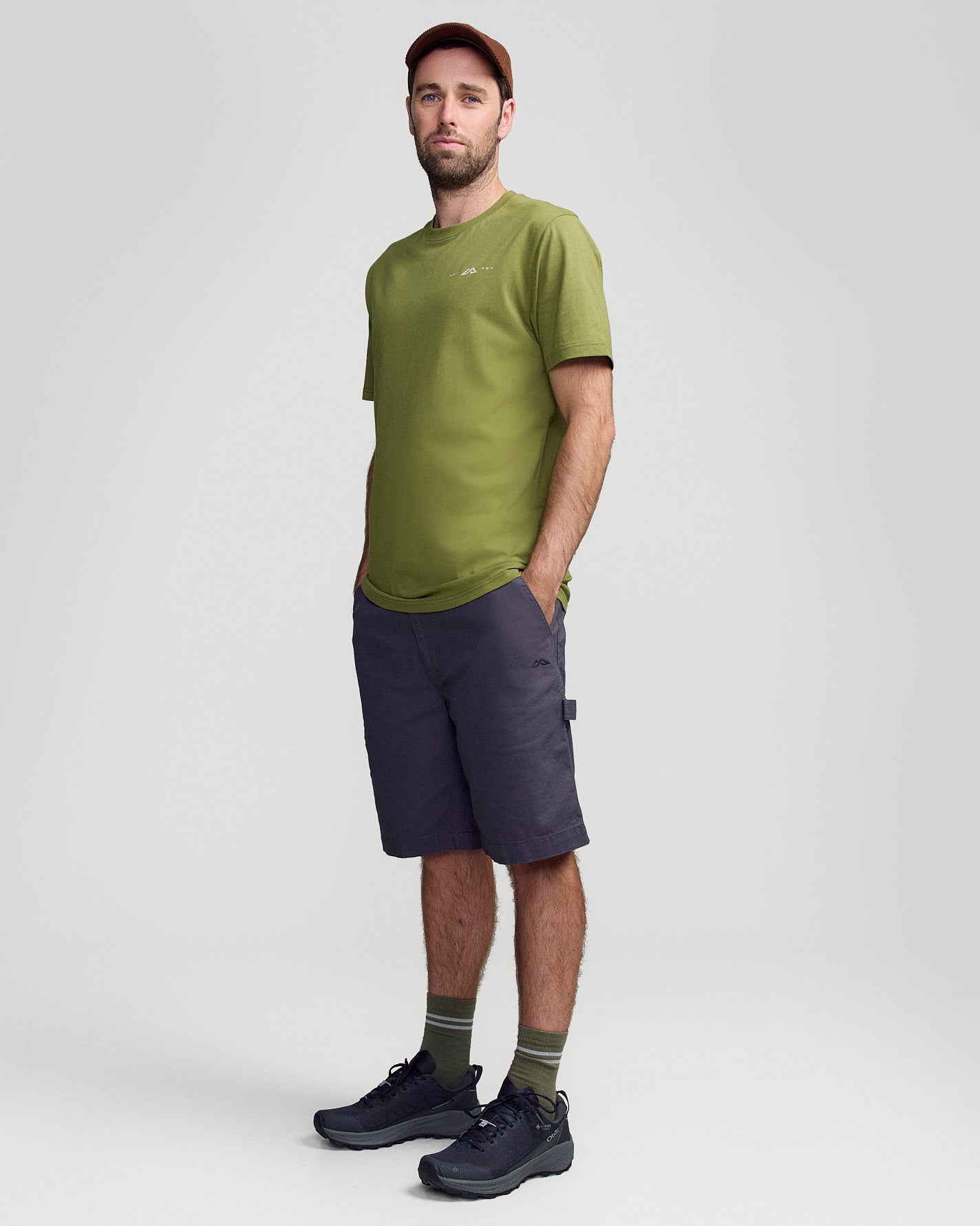 b1134_olf_mountain_rays_mens_organic_cotton_short_sleeve_tee_b_1754351654000