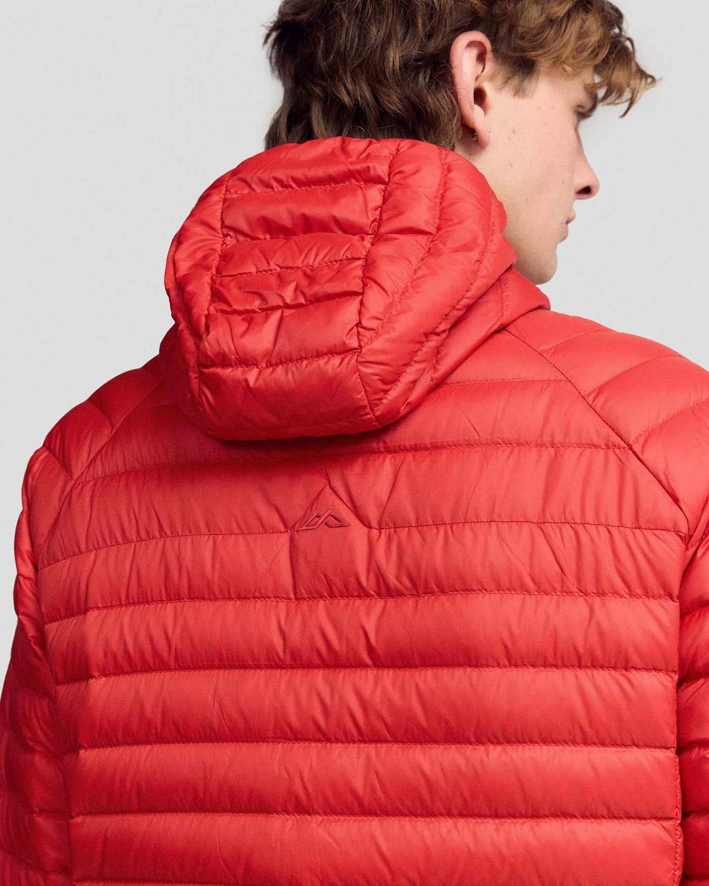 b1141_ofa_mens_heli_down_hooded_jacket_red_d_2000x2500_9ccac2e_1760306413000