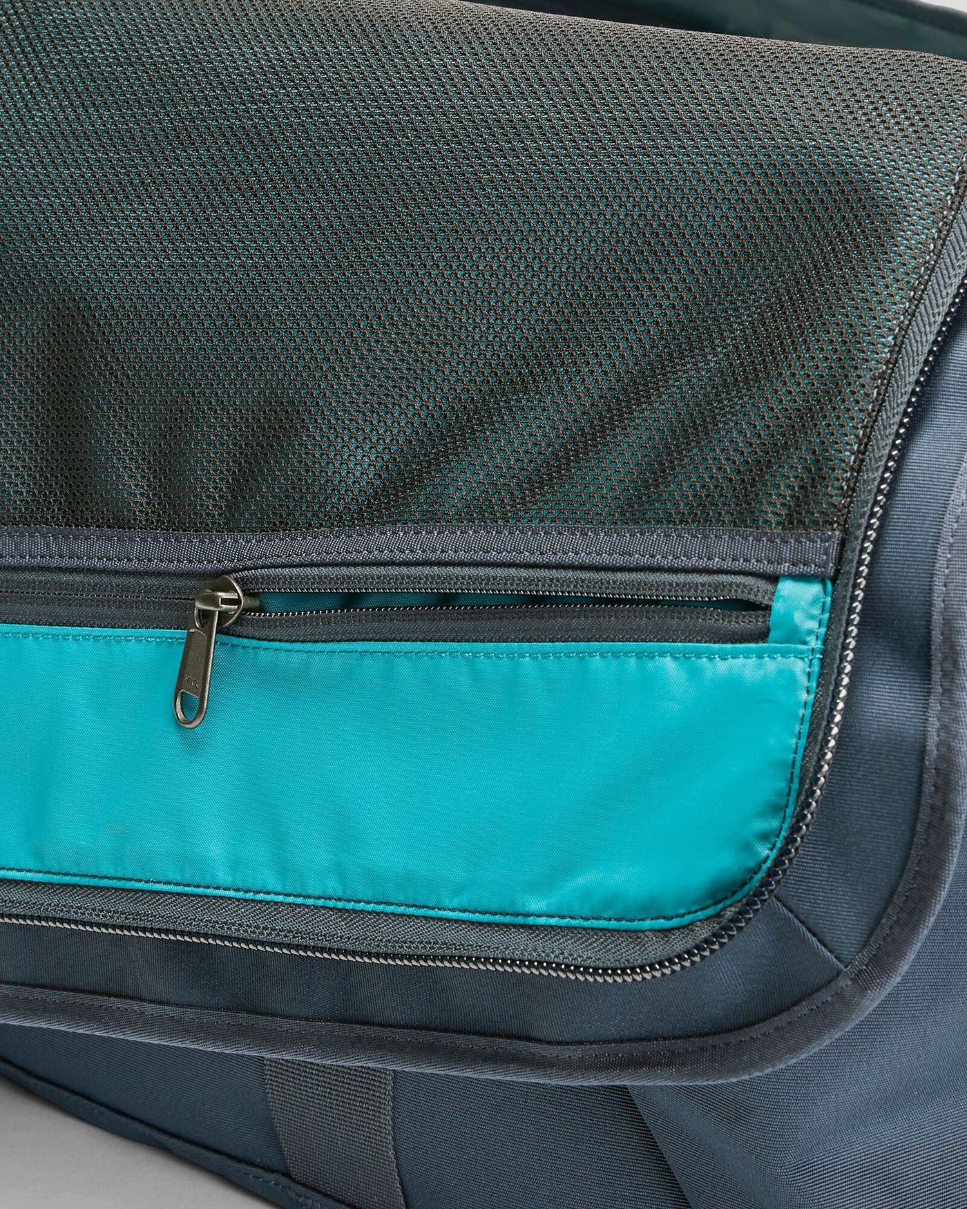 b1169_oje_indus_base_duffel_70_f_1743630802000