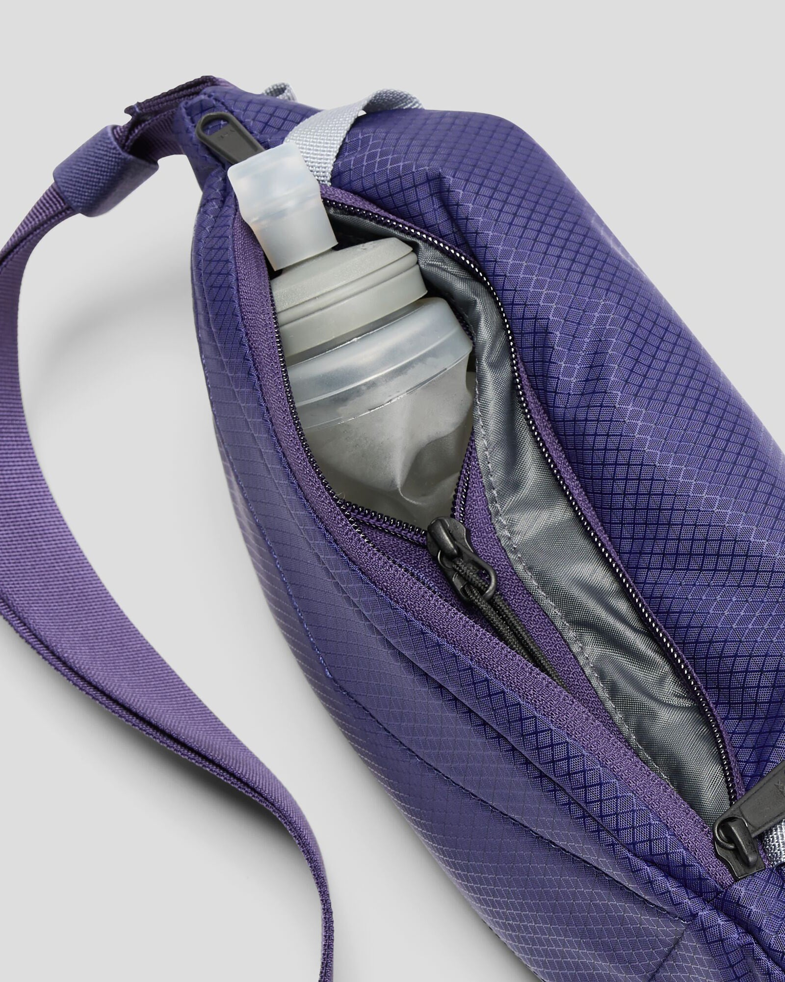 b1171_ofc_valorous_cross_body_f_1743630781000