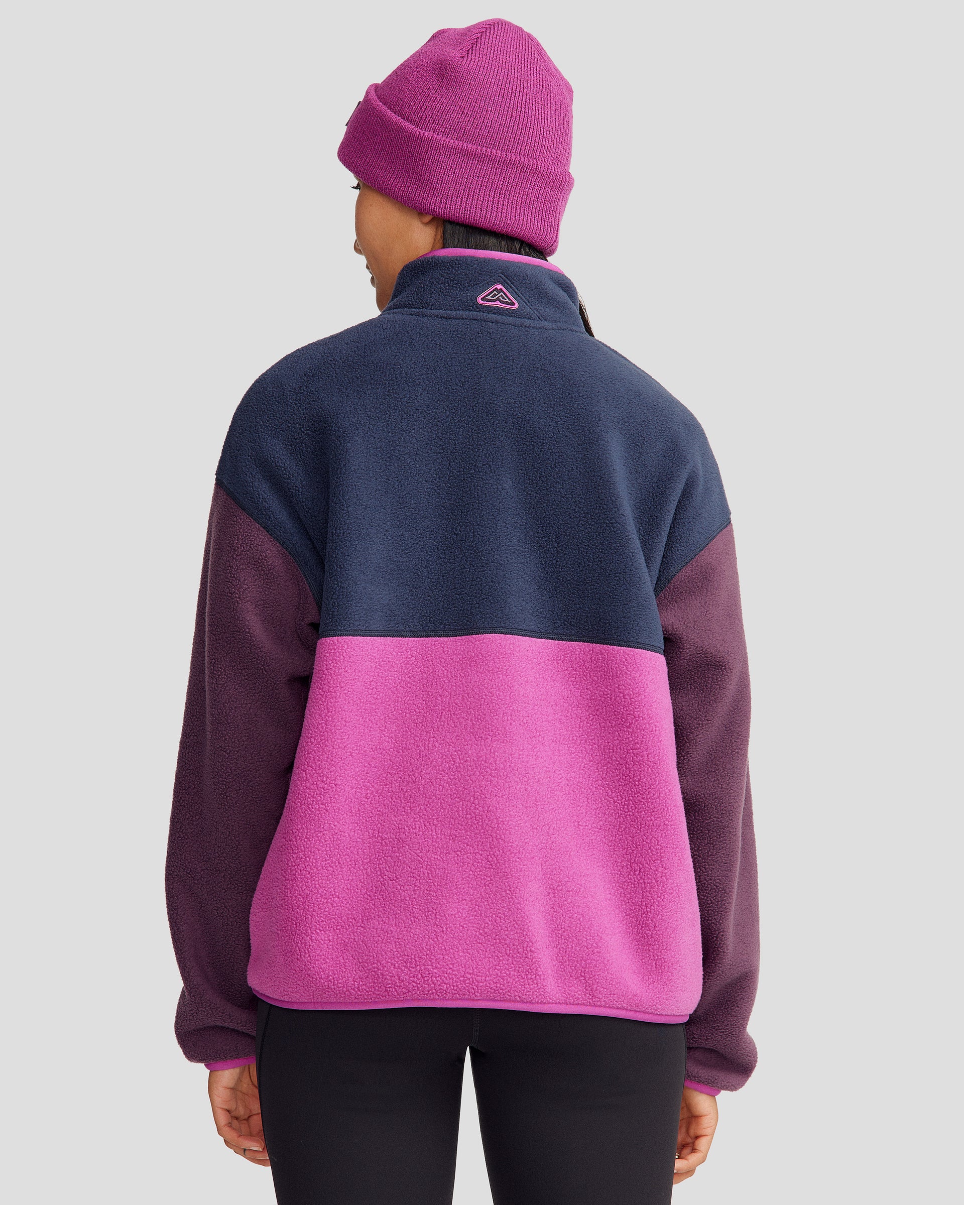 b1368_oqf_womens_trailhead_fleece_heritage_pullover_purple_multi_m_d_1745458753000