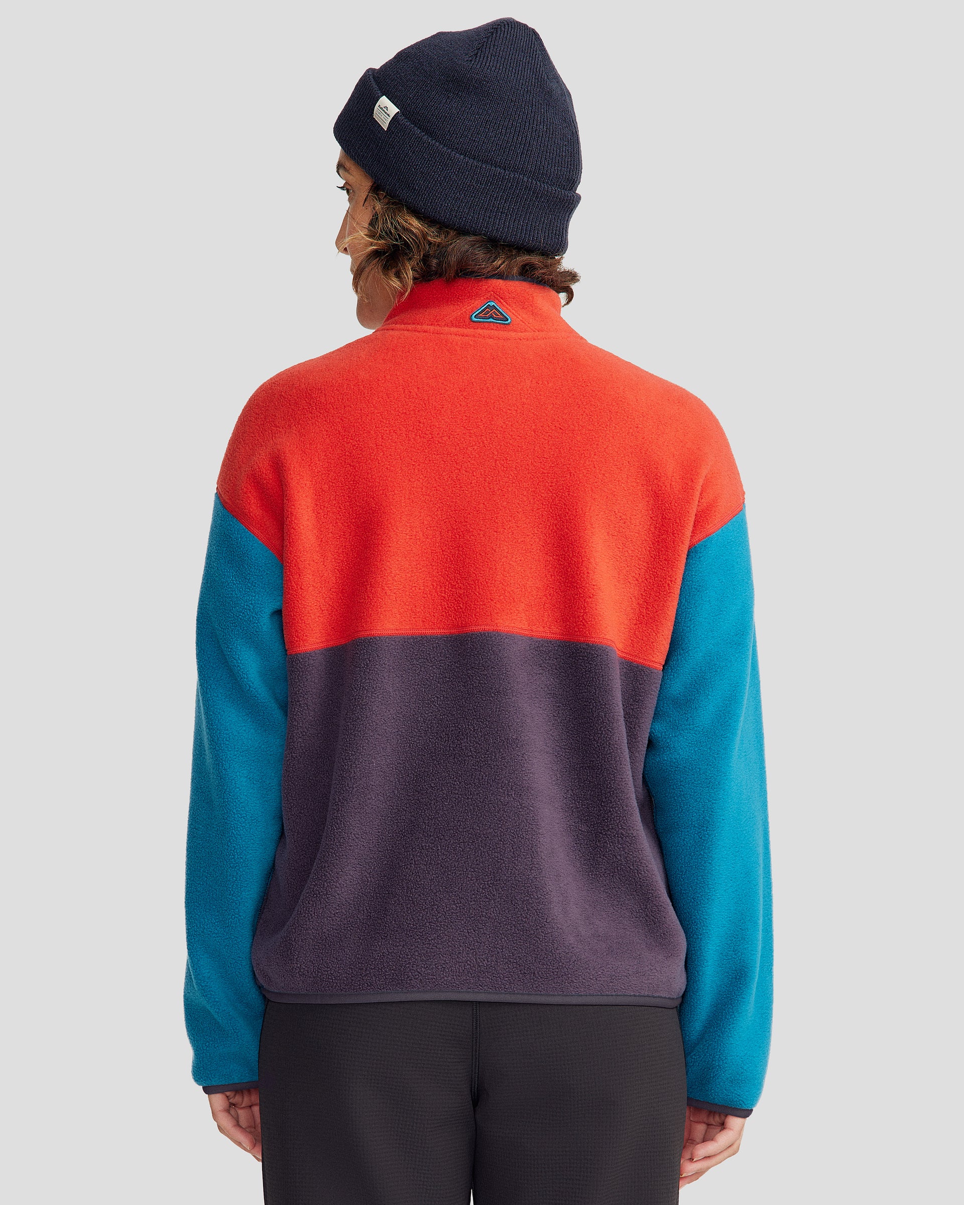 b1368_oqg_womens_trailhead_fleece_heritage_pullover_red_blue_purple_m_e_1745458754000