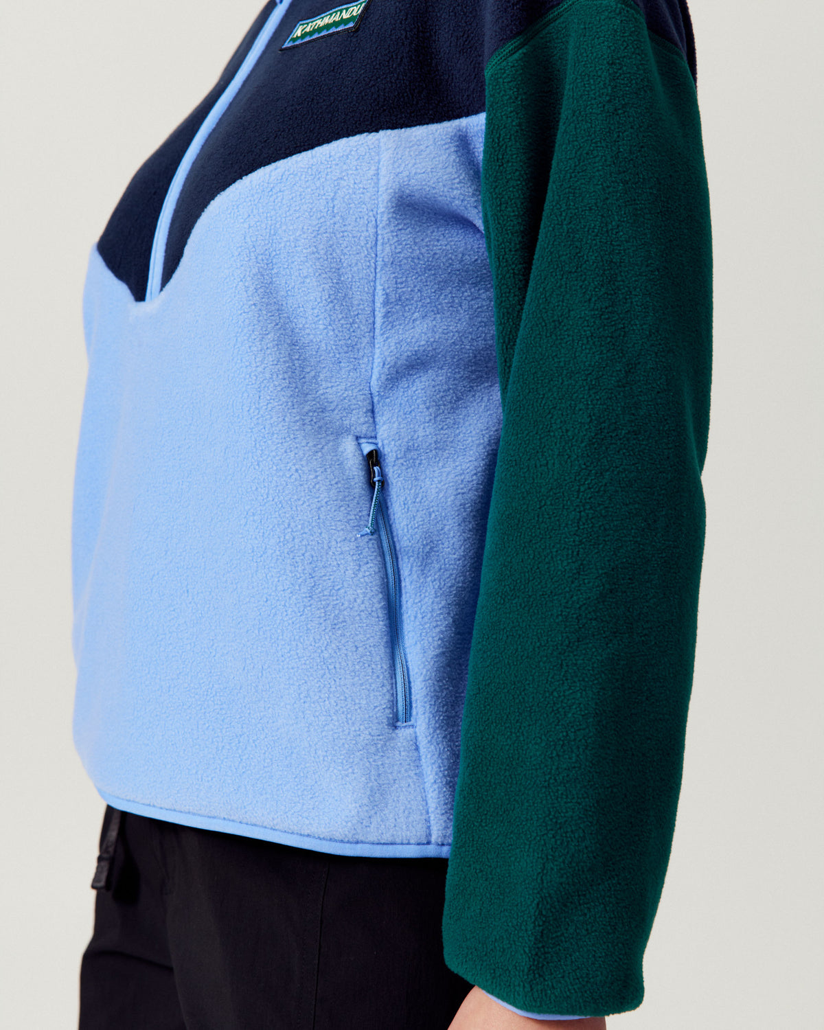 b1368_p2q_womens_trailhead_fleece_heritage_pullover_c_1790025595000