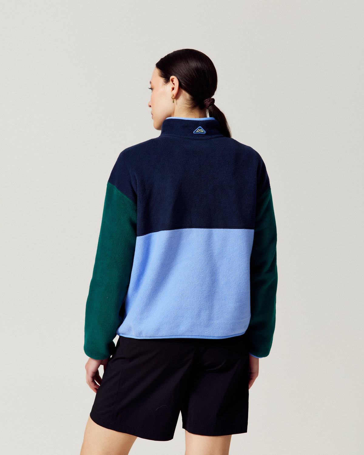 b1368_p2q_womens_trailhead_fleece_heritage_pullover_e_1790025595000