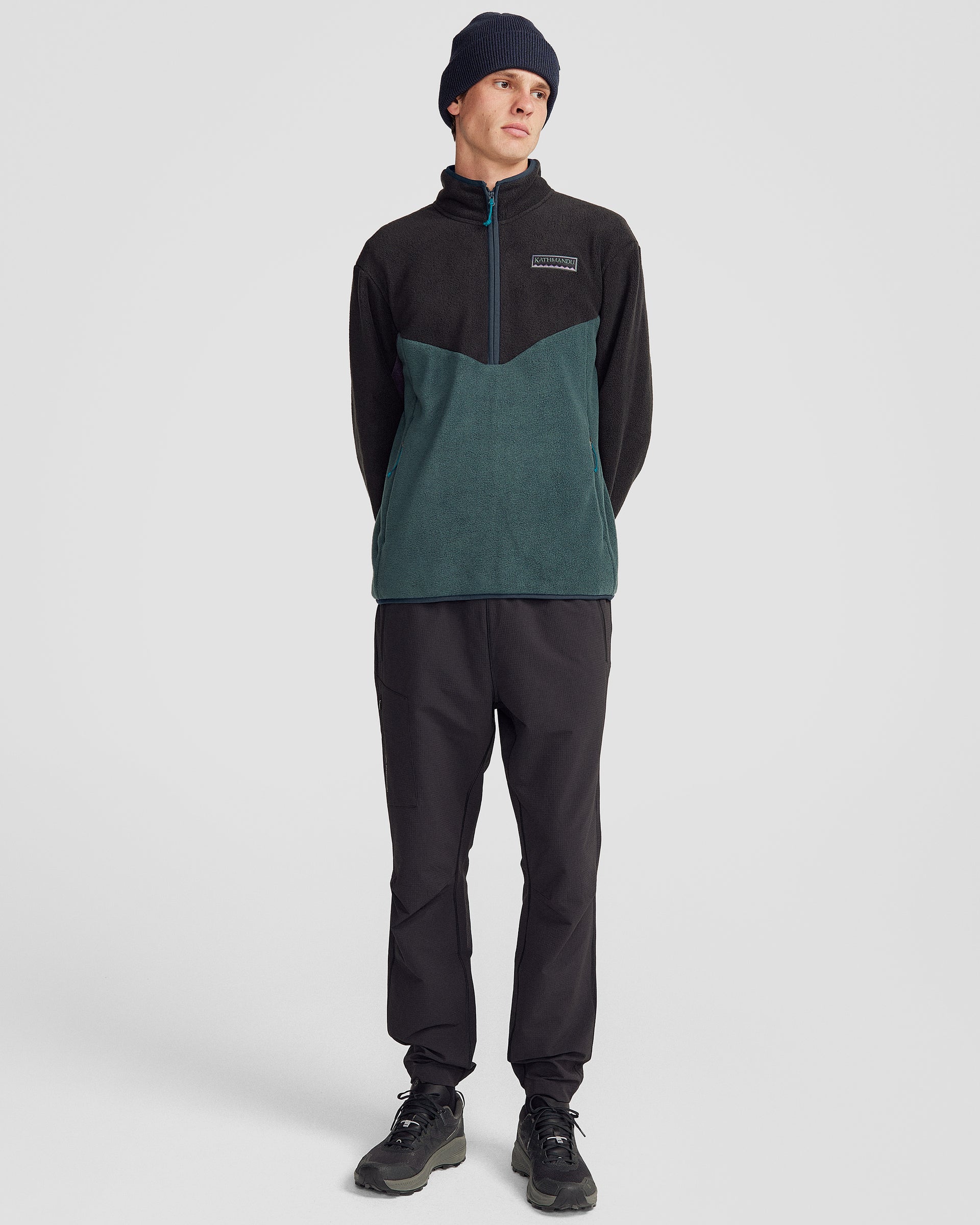b1369_oqb_mens_trailhead_fleece_heritage_pullover_black_green_multi_m_b_1745458754000