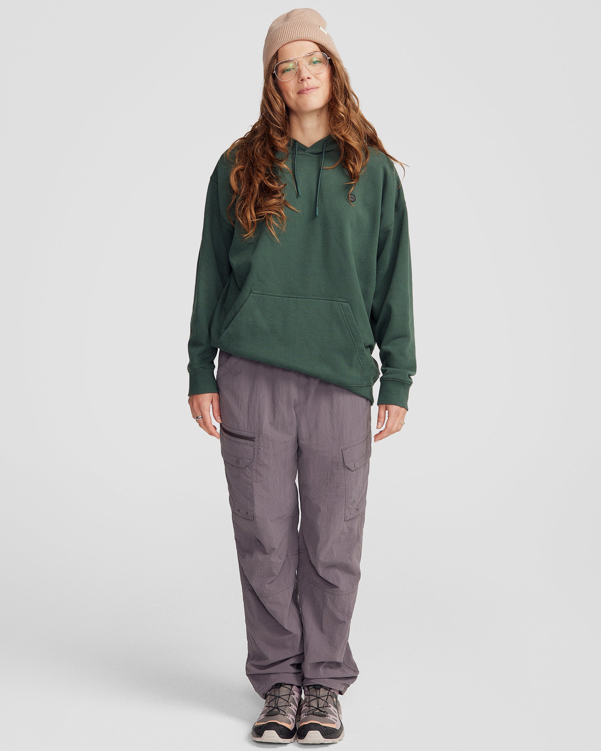 b1389_olh_womens_peak_badge_slouchy_brushed_hoodie_b_1744693933000