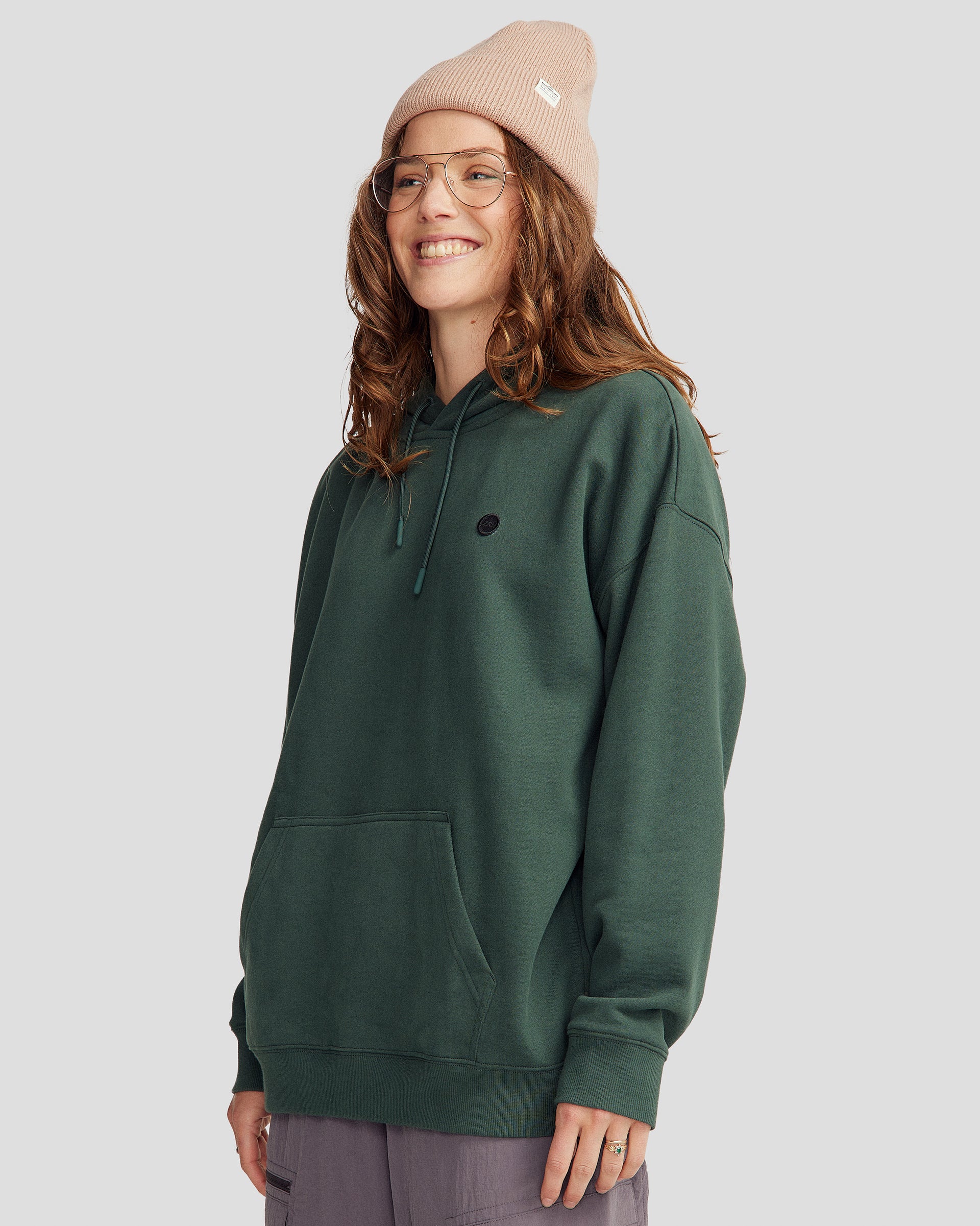 b1389_olh_womens_peak_badge_slouchy_brushed_hoodie_c_1744693968000