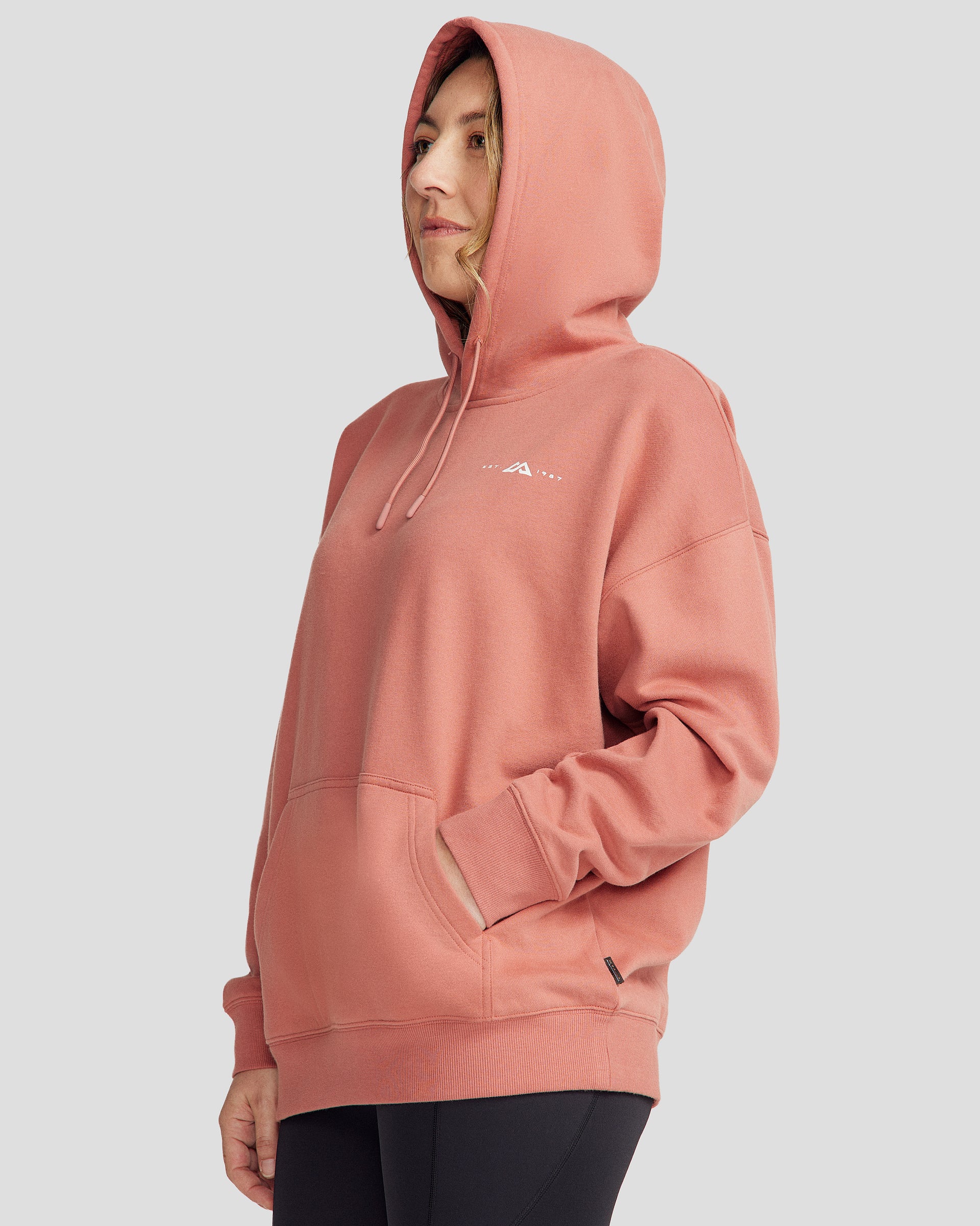 b1390_156_womens_mountain_camo_relaxed_hoodie_neutral_m_c_1745458756000