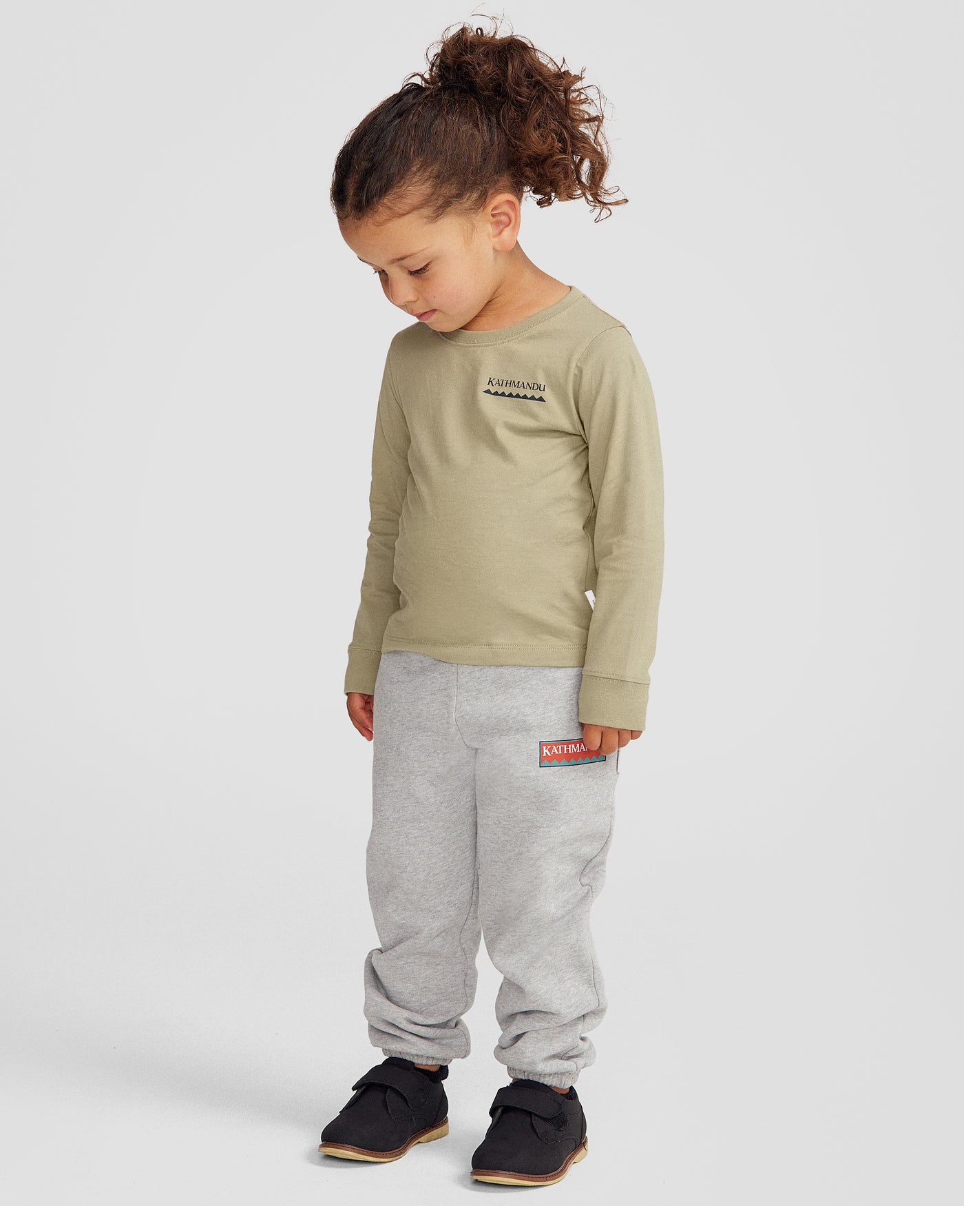 b1398_ojx_kids_heritage_logo_organic_cotton_long_sleeve_tee_green_m_b_1745458762000