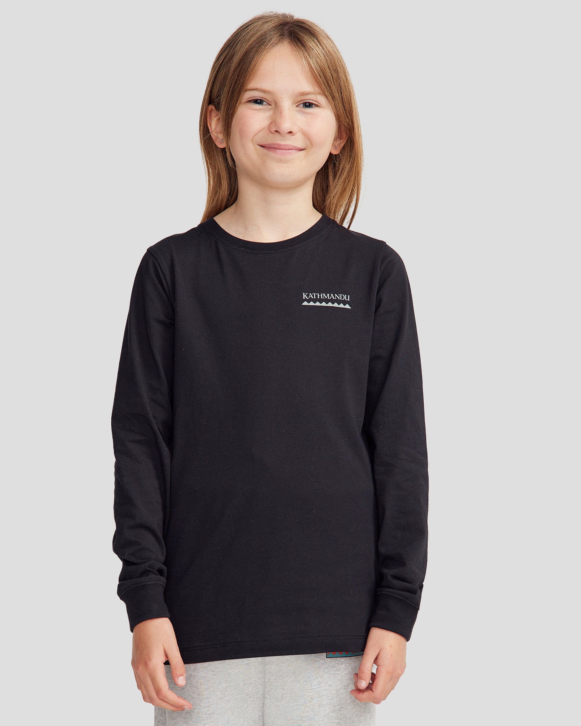 b1403_o4w_youth_heritage_logo_organic_cotton_long_sleeve_tee_black_m_a_1745458763000