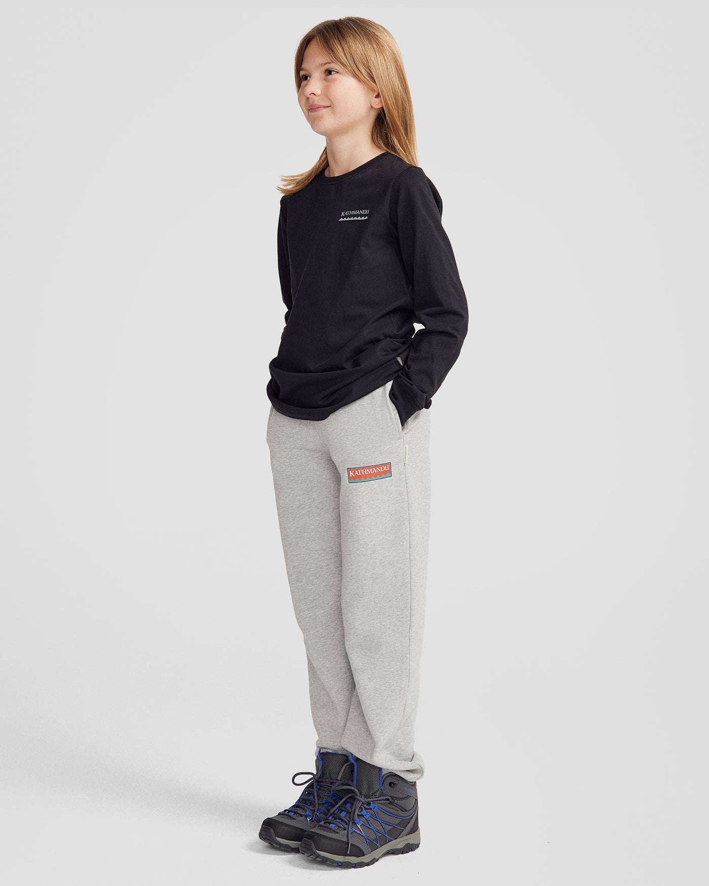 b1403_o4w_youth_heritage_logo_organic_cotton_long_sleeve_tee_black_m_b_1745458763000