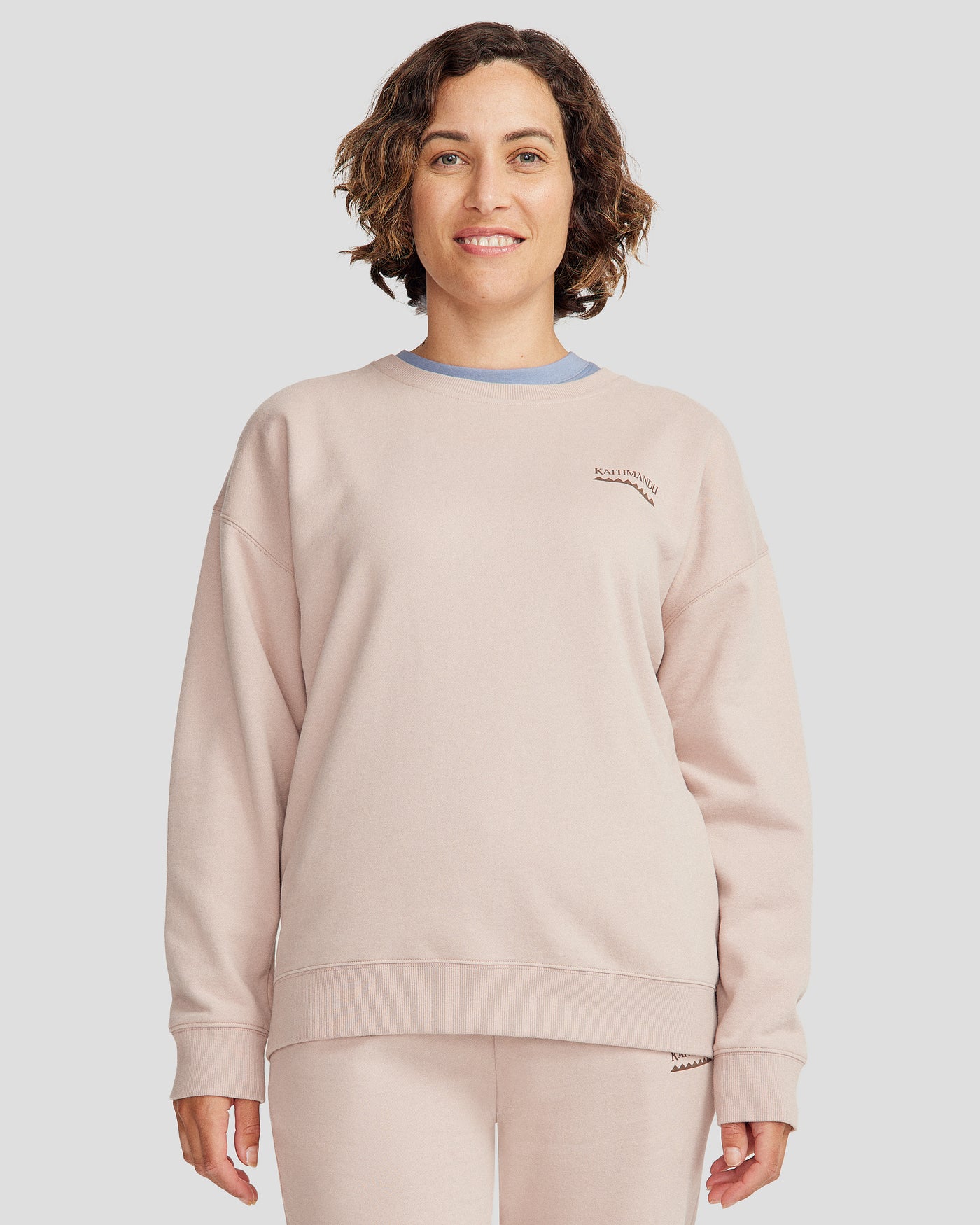b1444_or1_womens_heritage_relaxed_crew_sweatshirt_n_a_1744694263000