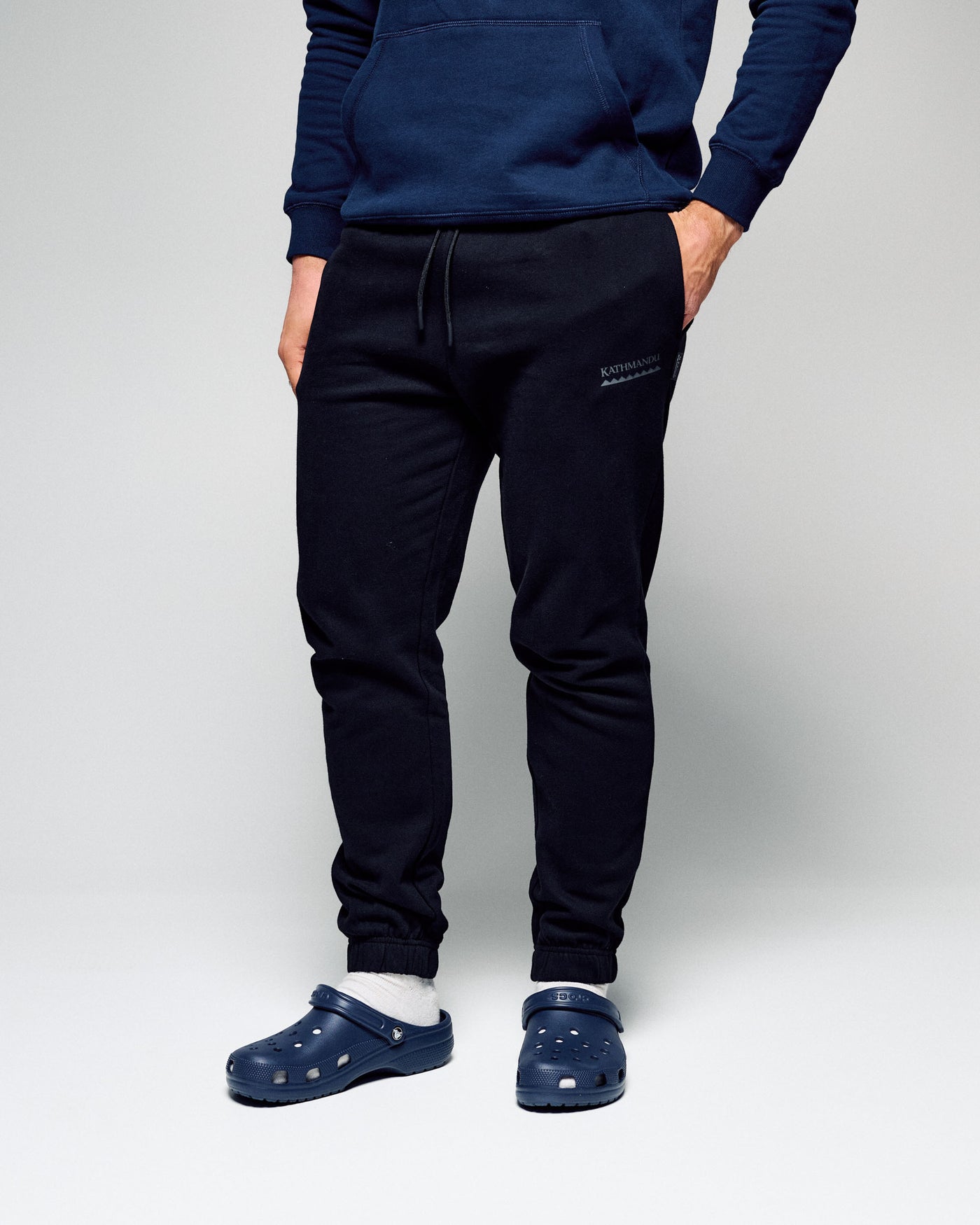 b1449_o4w_mens_heritage_joggers_b_1775616041000