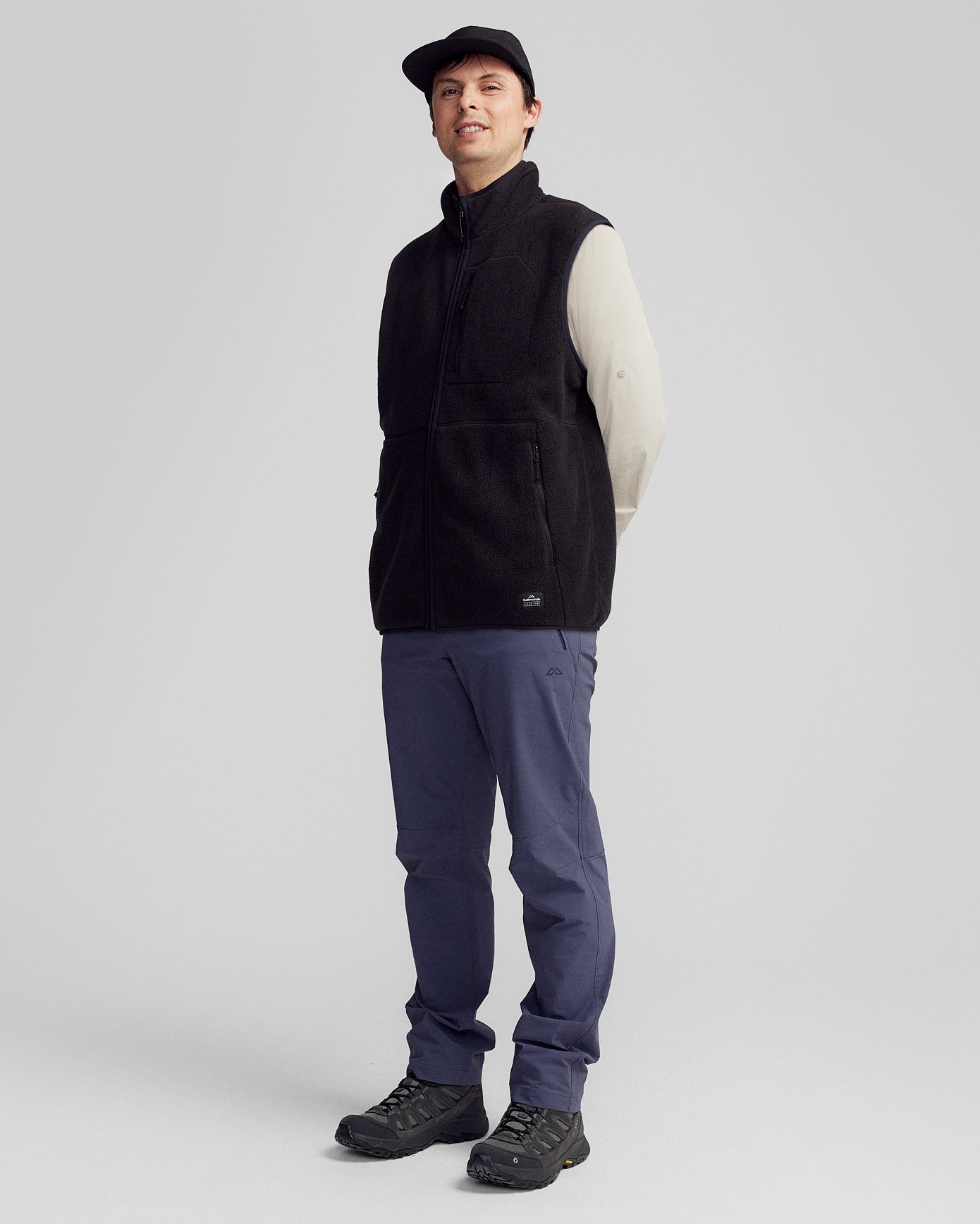 Men's Trailhead Fleece Vest - Black Stingray – Kathmandu AU