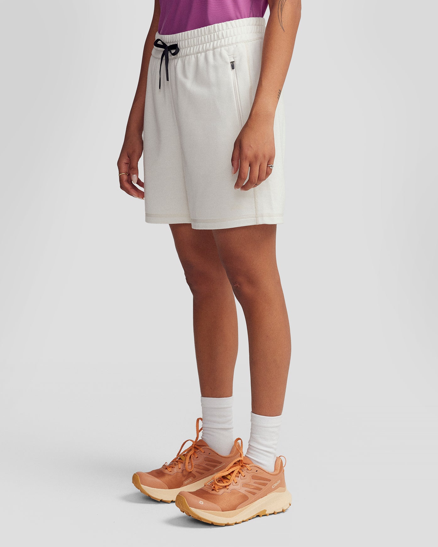 b1536_otf_womens_anytime_5inch_shorts_n_c_1754352353000