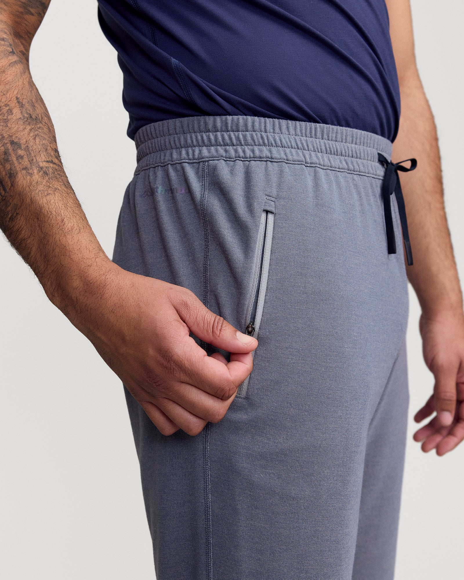b1539_489_mens_anytime_jogger_e_1754351651000