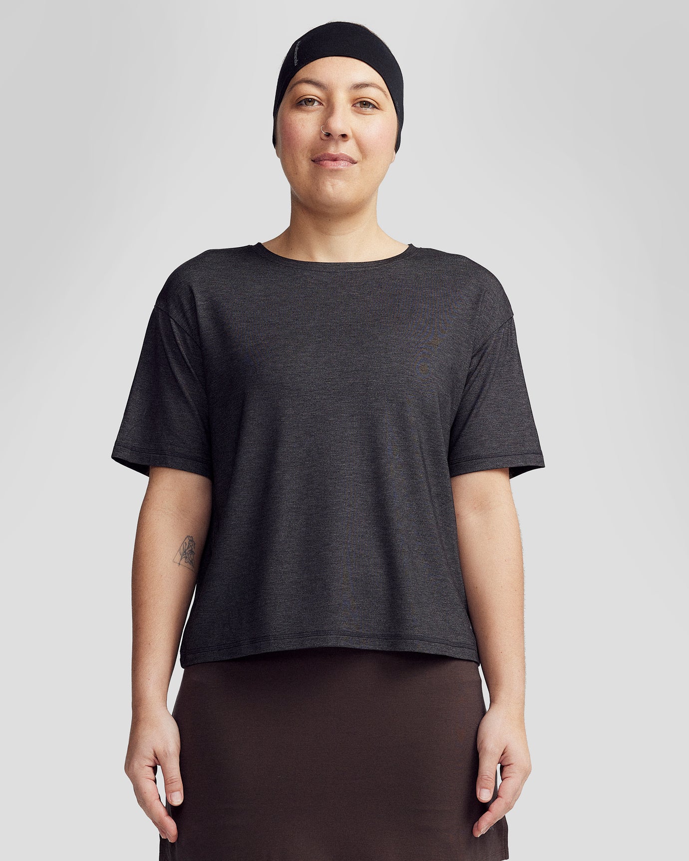 b1541_780_womens_anytime_short_sleeve_boxy_te_a_1754352346000