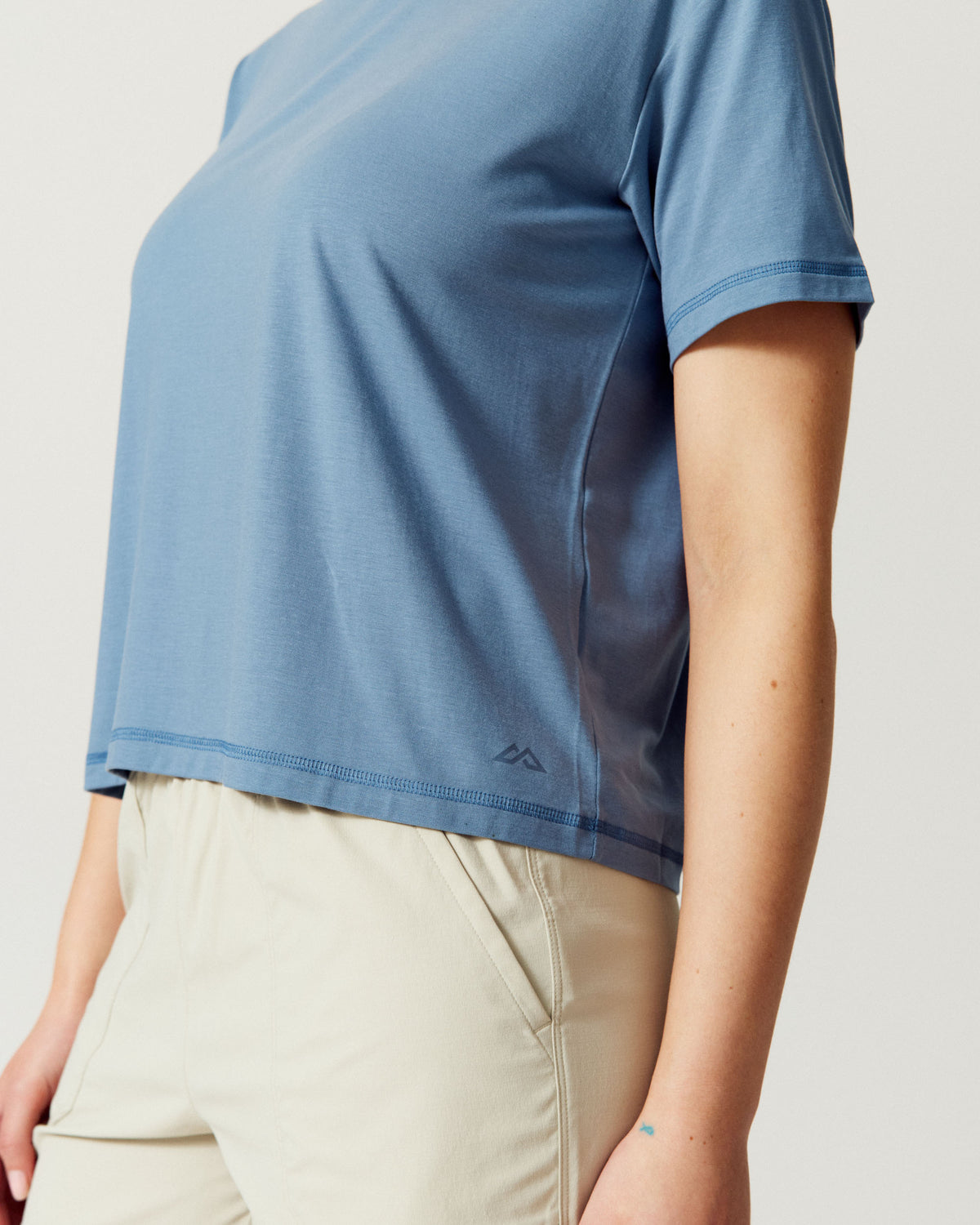b1541_oyi_womens_anytime_short_sleeve_boxy_tee_c_1791935681000