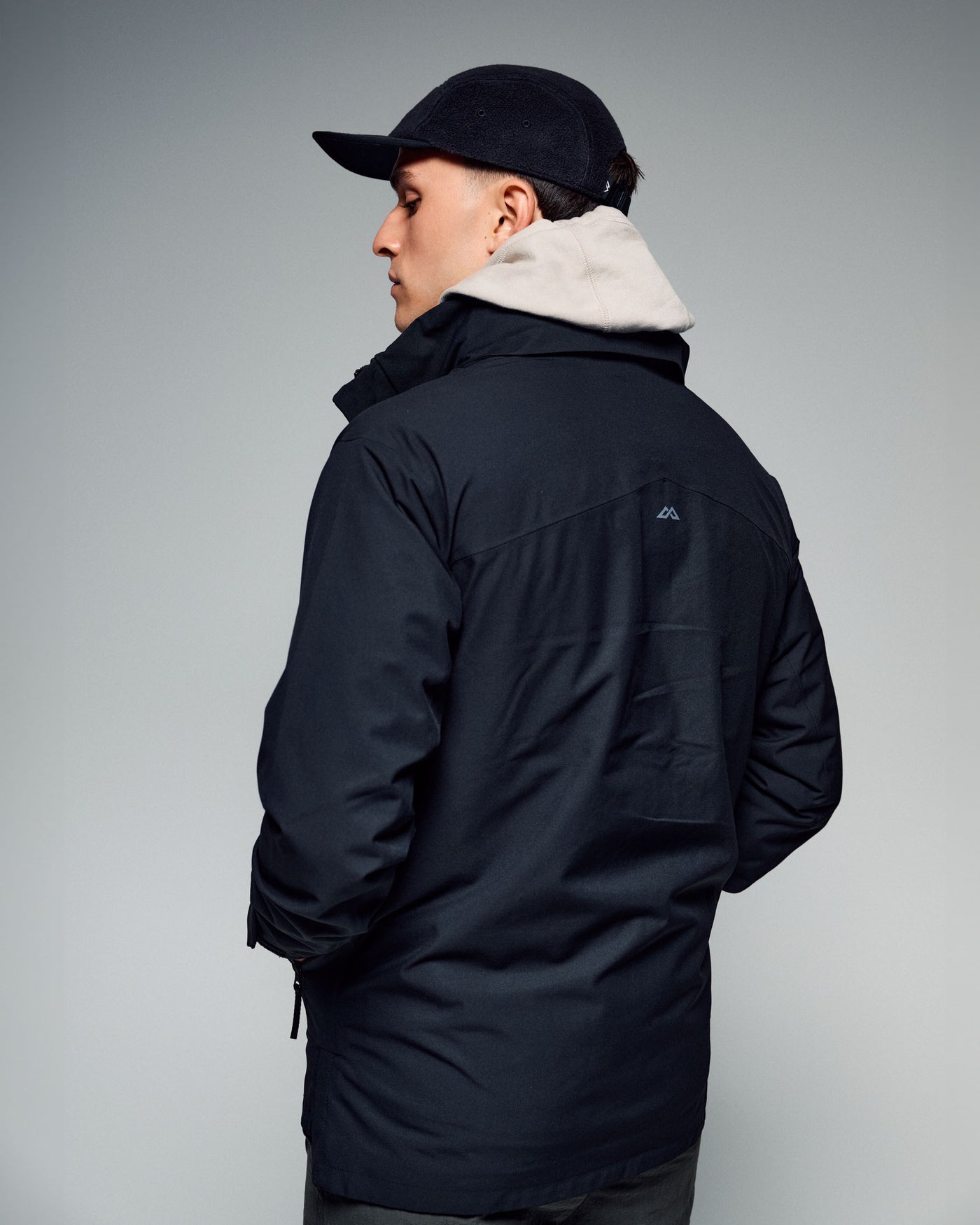 b1547_o4w_mens_citytrek_2l_rainjacket_d_1775000123000