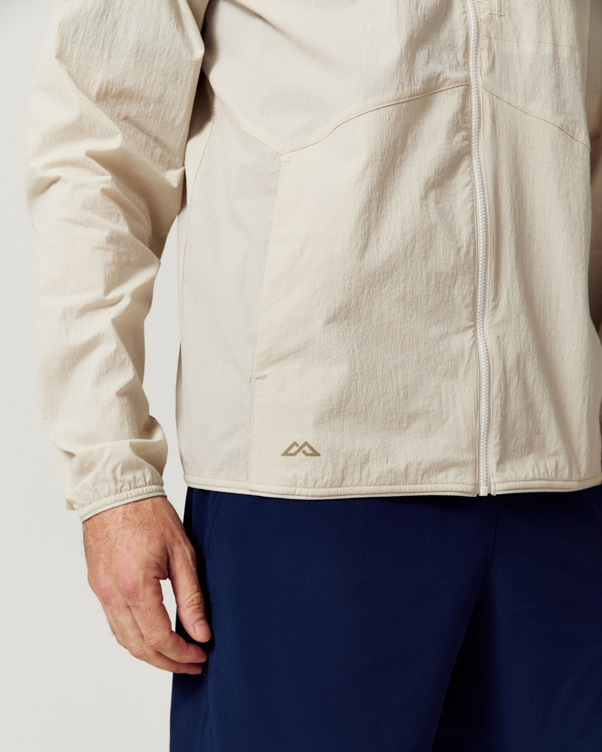 b1551_or8_womens_trailhead_windbreaker_d_1790025585000