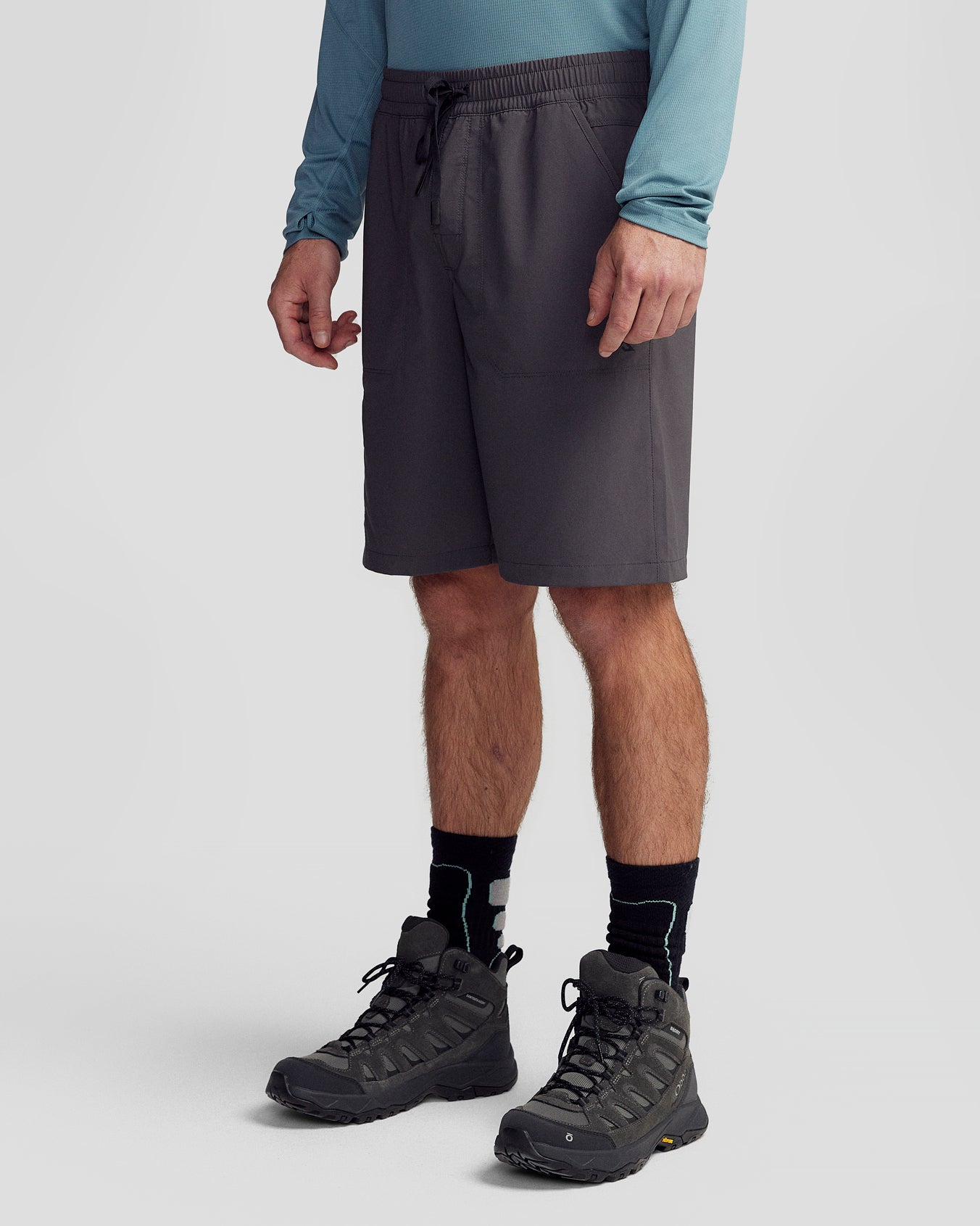 b1570_ofr_mens_trailhead_9inch_shorts_grey_c_1352x1691_4ab2d5a_1756934218000