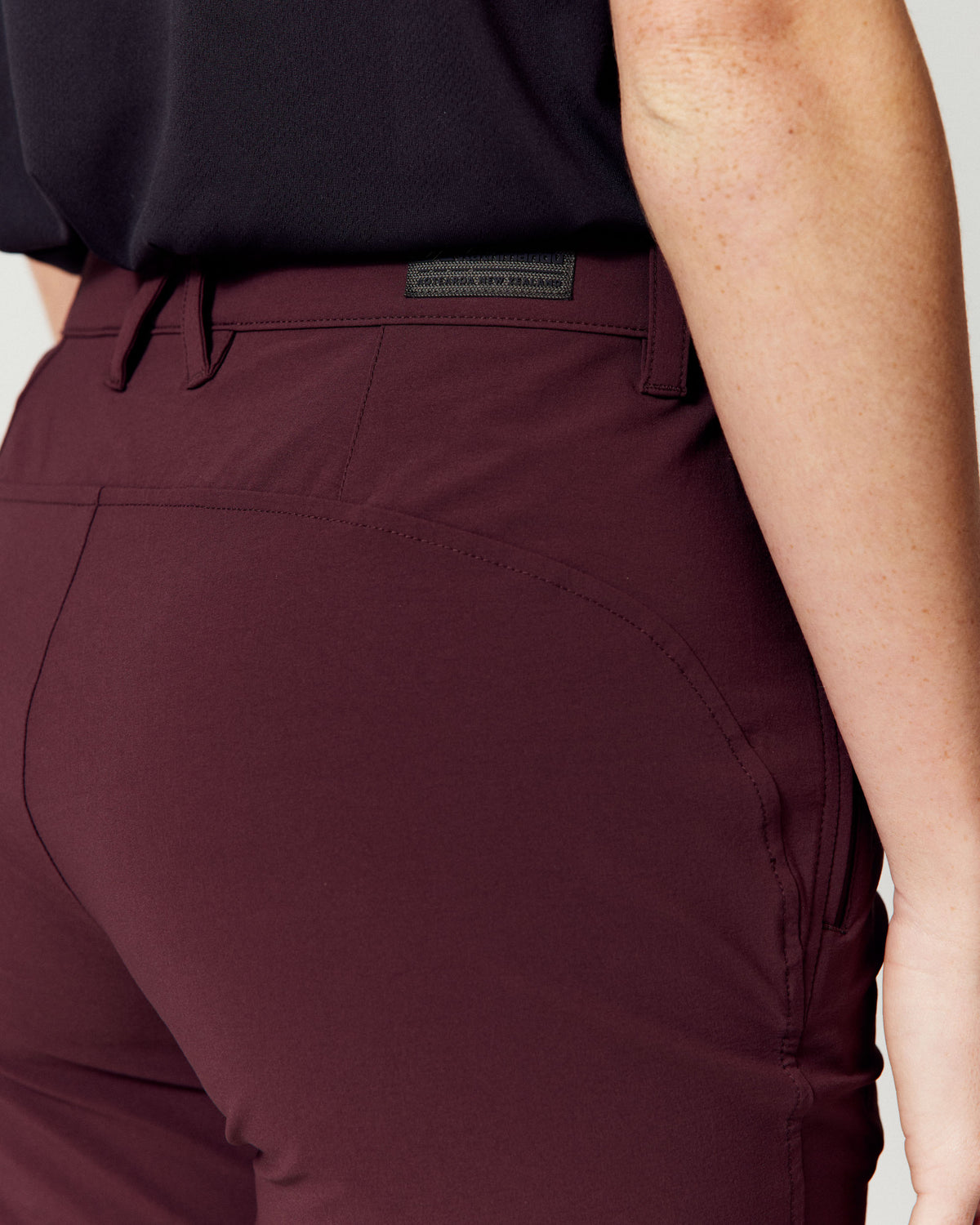 b1571_owq_womens_ridge_7_inch_shorts_d_1789084186000