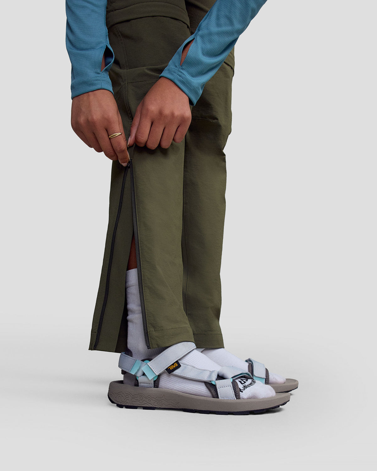 Women’s Ridge Convertible Pants - Light Moss – Kathmandu AU