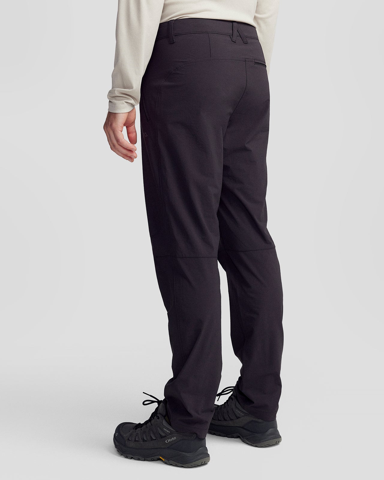b1580_o4w_mens_ridge_pants_black_d_1280x1600_d311ab6_1756934188000