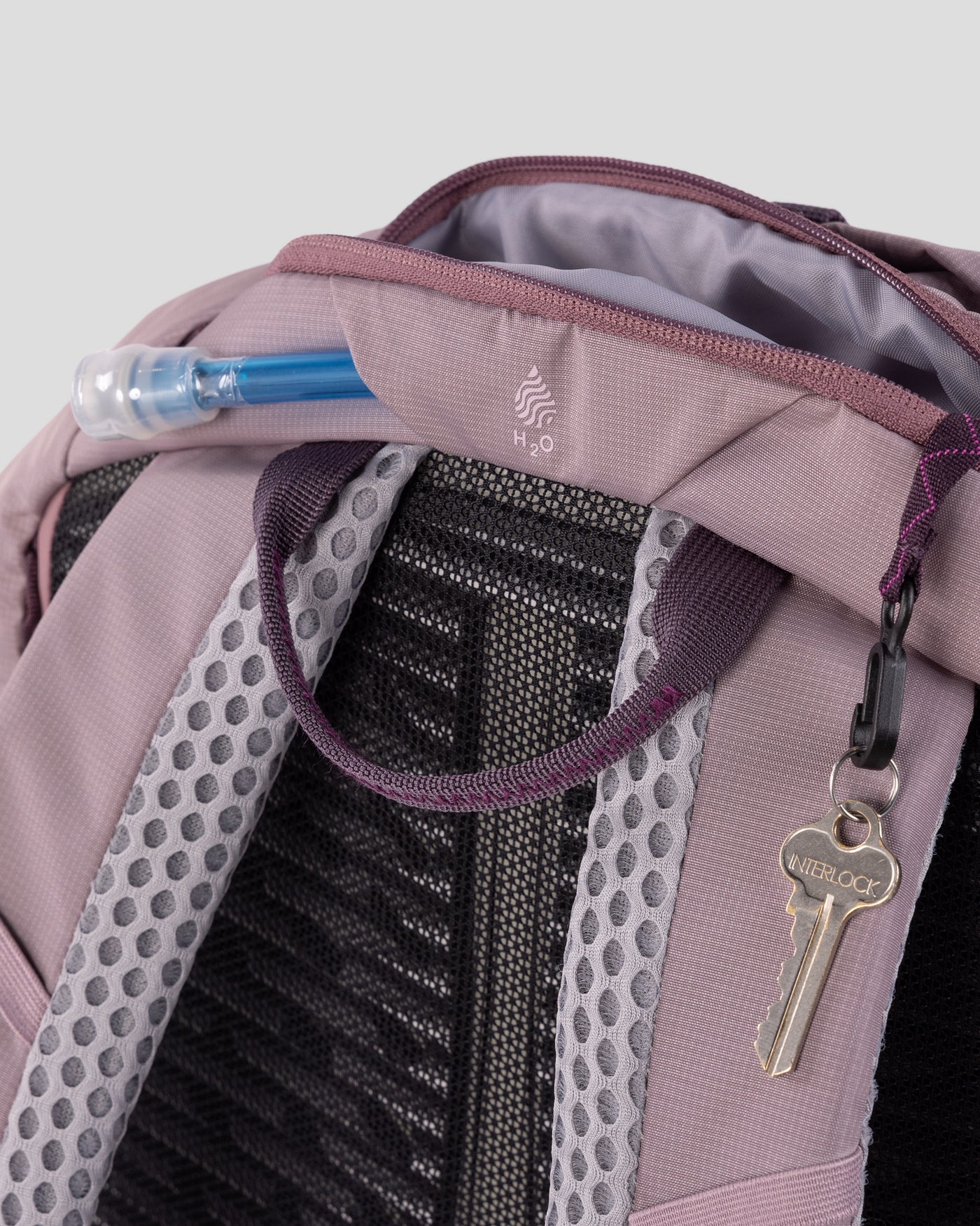 b1611_otn_trailhead_pack_20l_purple_g_1600x2000_2a2e340_1756934162000