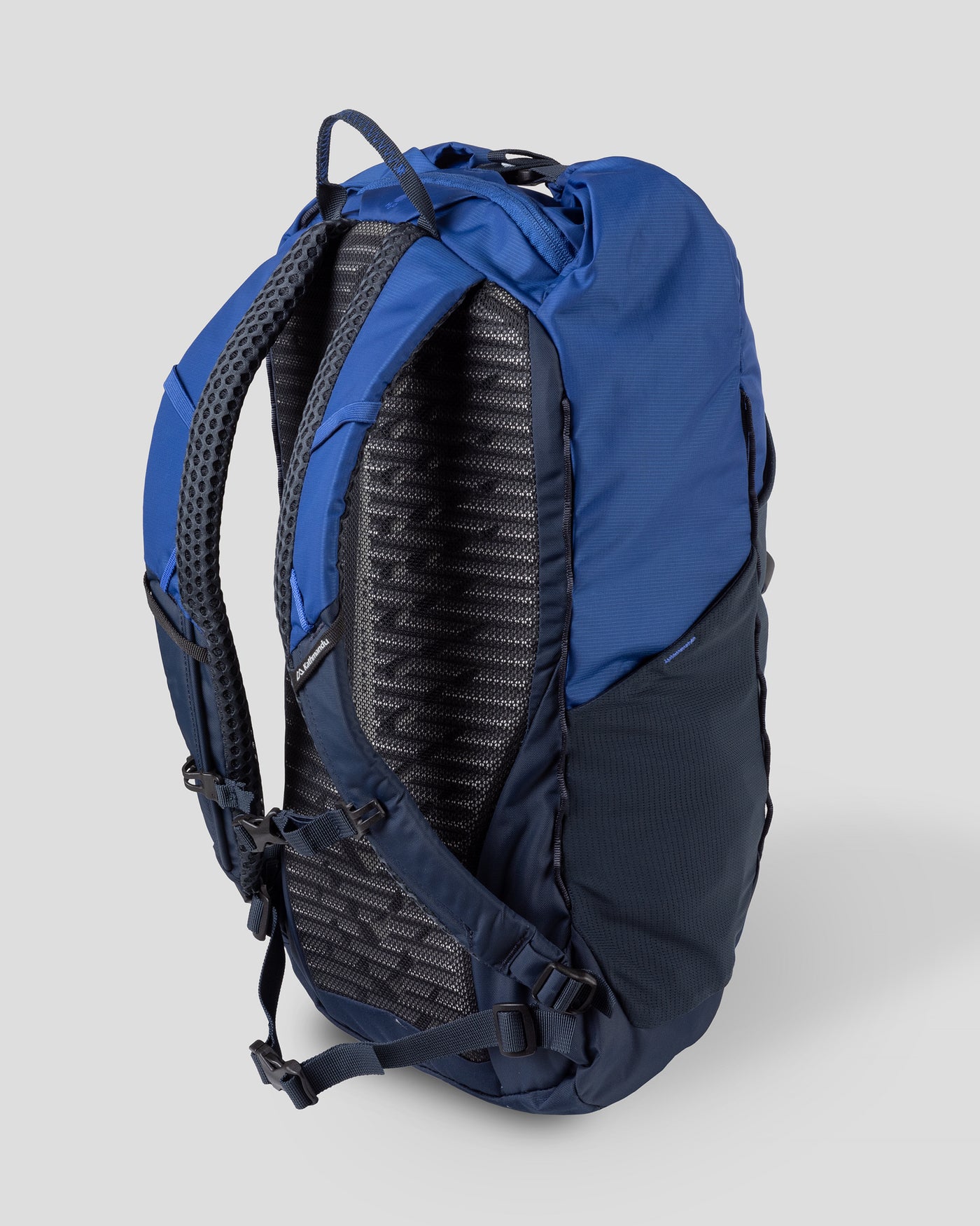 b1611_otr_trailhead_pack_20l_blue_d_1600x2000_2a2e340_1756934164000