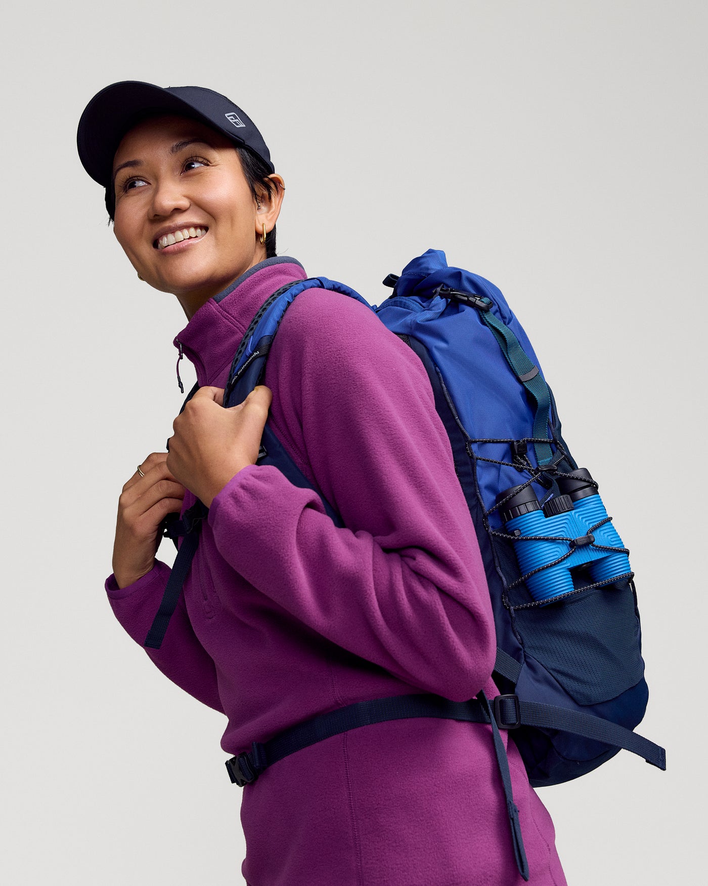 b1611_otr_trailhead_pack_20l_blue_m_d_1600x2000_2a2e340_1756934124000