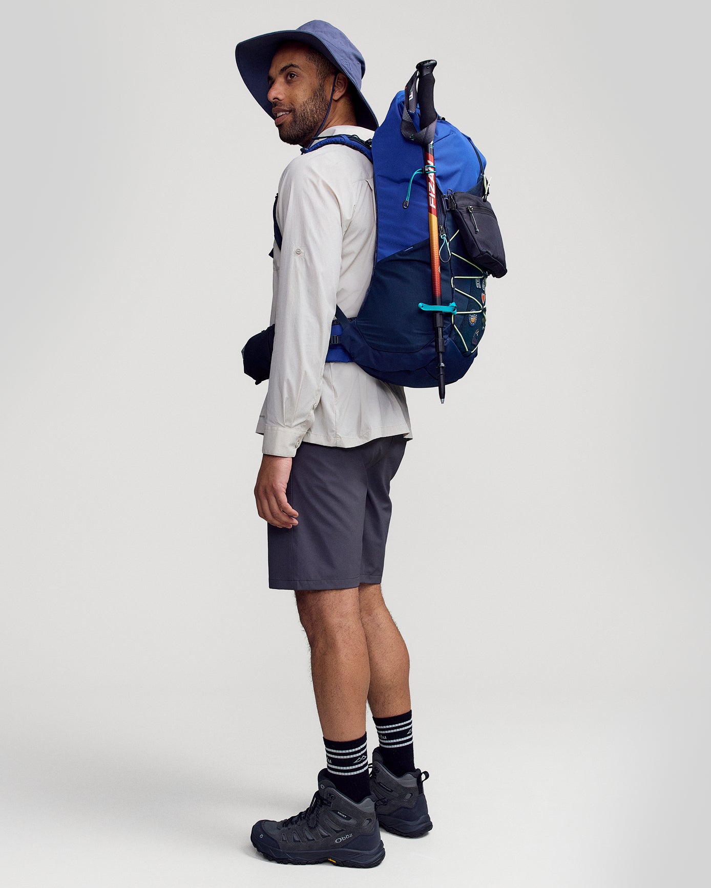 b1612_otr_trailhead_pack_35l_blue_m_b_1388x1735_b05248c_1756934109000