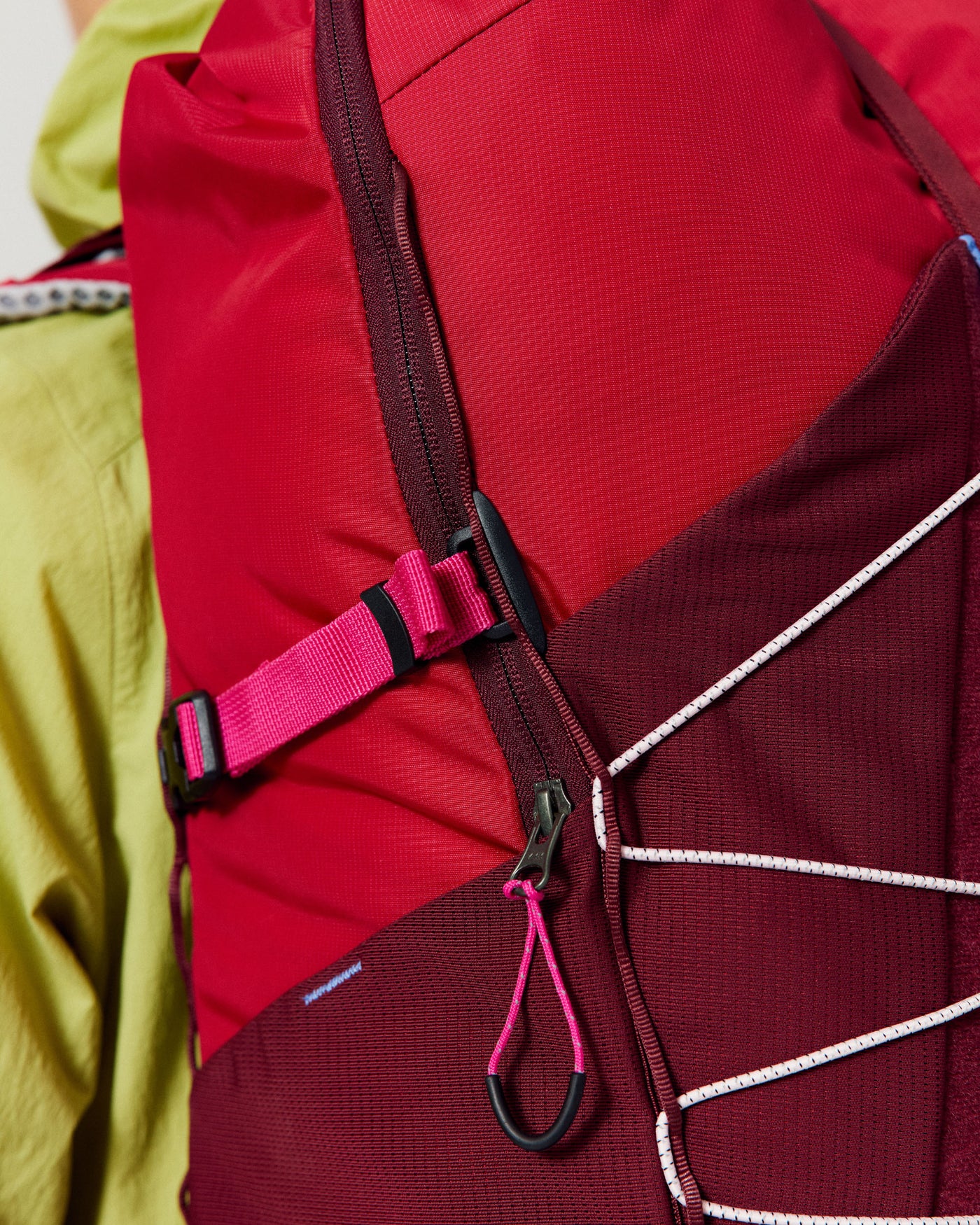 b1612_oyg_trailhead_pack_35_litre_d_1788756657000