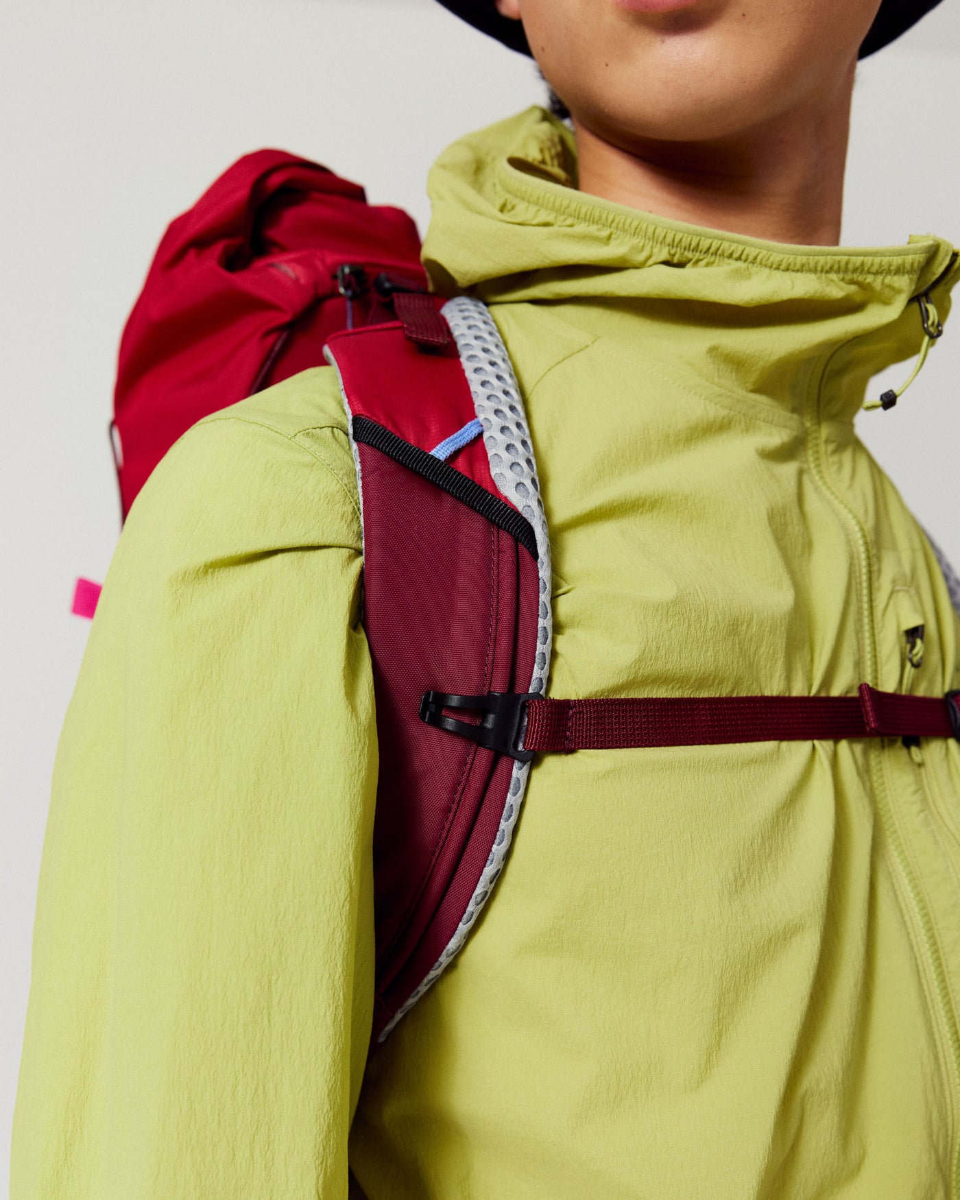b1612_oyg_trailhead_pack_35_litre_h_1788756663000