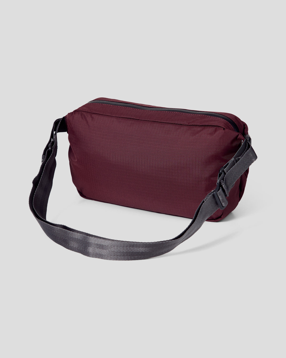 b1786_owq_axon_cross_body_5l_b_1792531283000