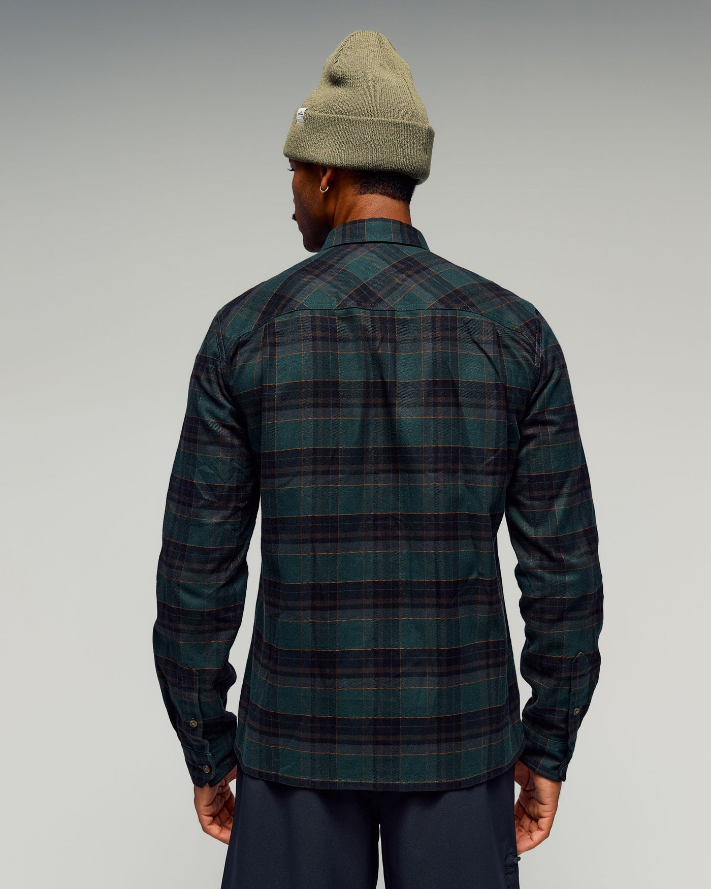 b1872_oq4_mens_retreat_carrillon_long_sleeve_shirt_d_1769720853000