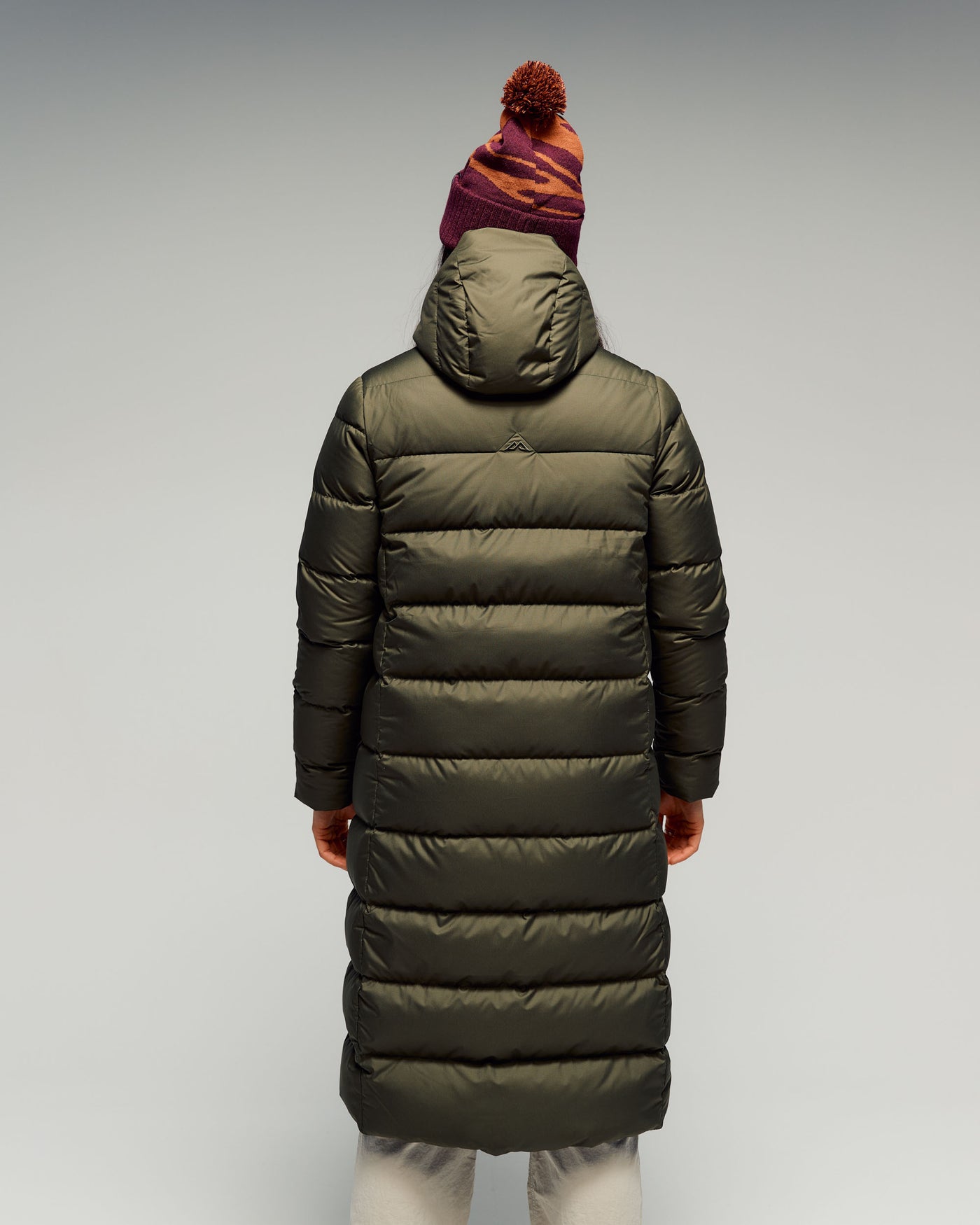b1906_ojy_womens_epiq_down_hooded_longline_parka_v2_f_1774301898000