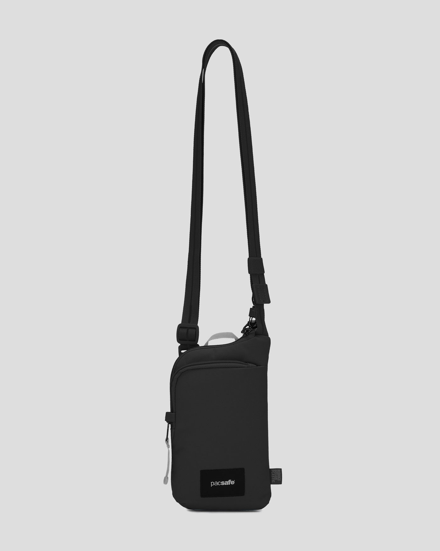 b1933_owe_pacsafe_go_tech_crossbody_b_1784780705000