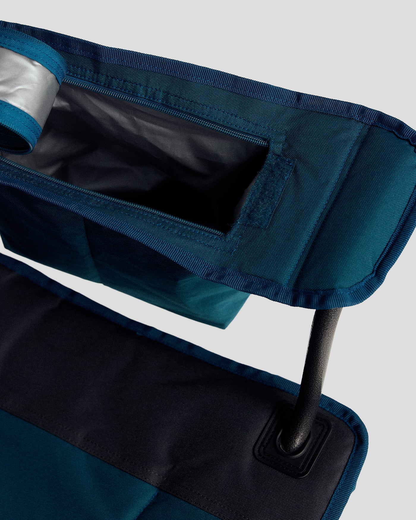 b1968_245_retreat_cooler_arm_chair_g_1759966480000